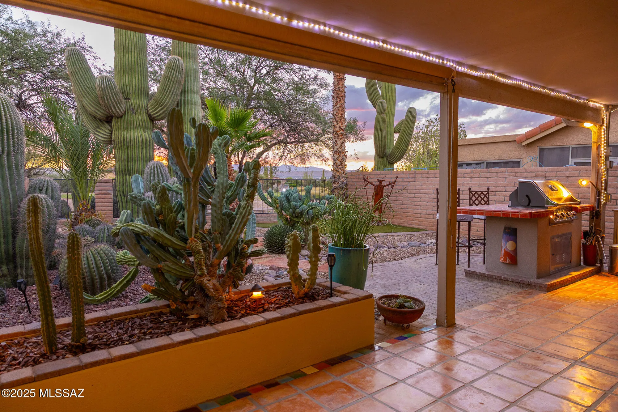 Property Slideshow image 34 of 46 | 1950 e desert lark pass, Green Valley, AZ, 85614