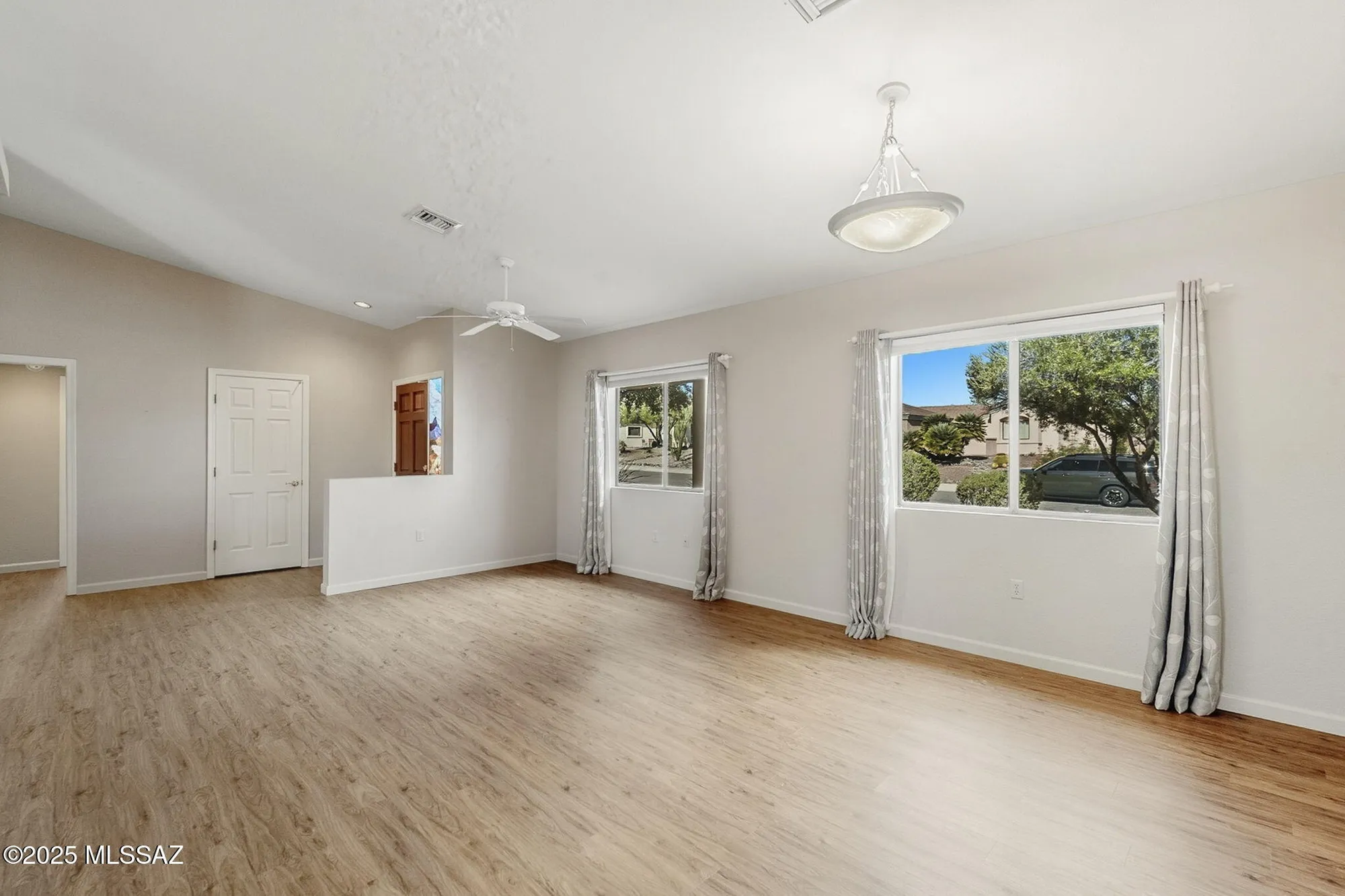Property Slideshow image 9 of 51 | 819 w welcome way, Green Valley, AZ, 85614