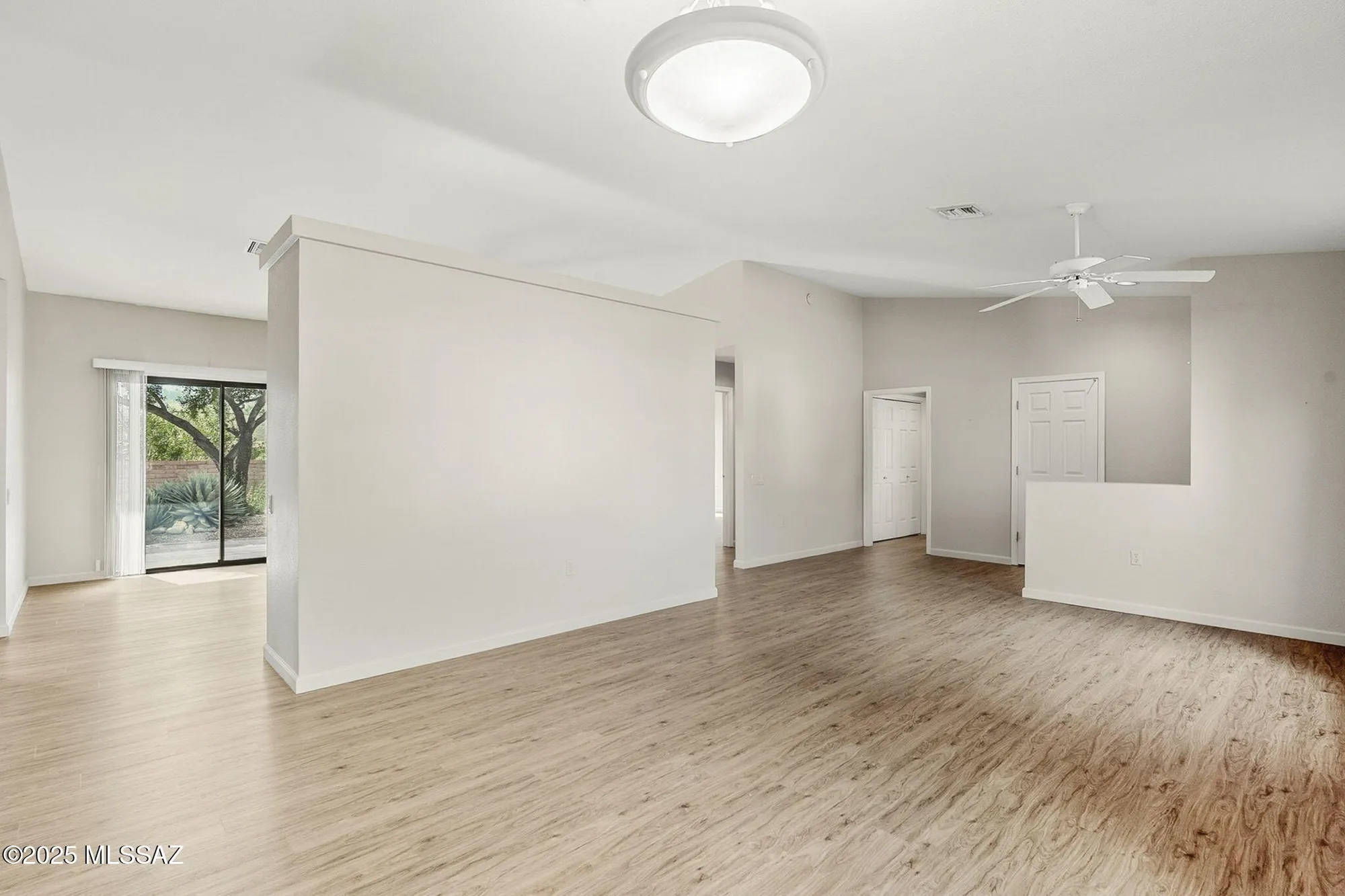 Property Slideshow image 11 of 51 | 819 w welcome way, Green Valley, AZ, 85614