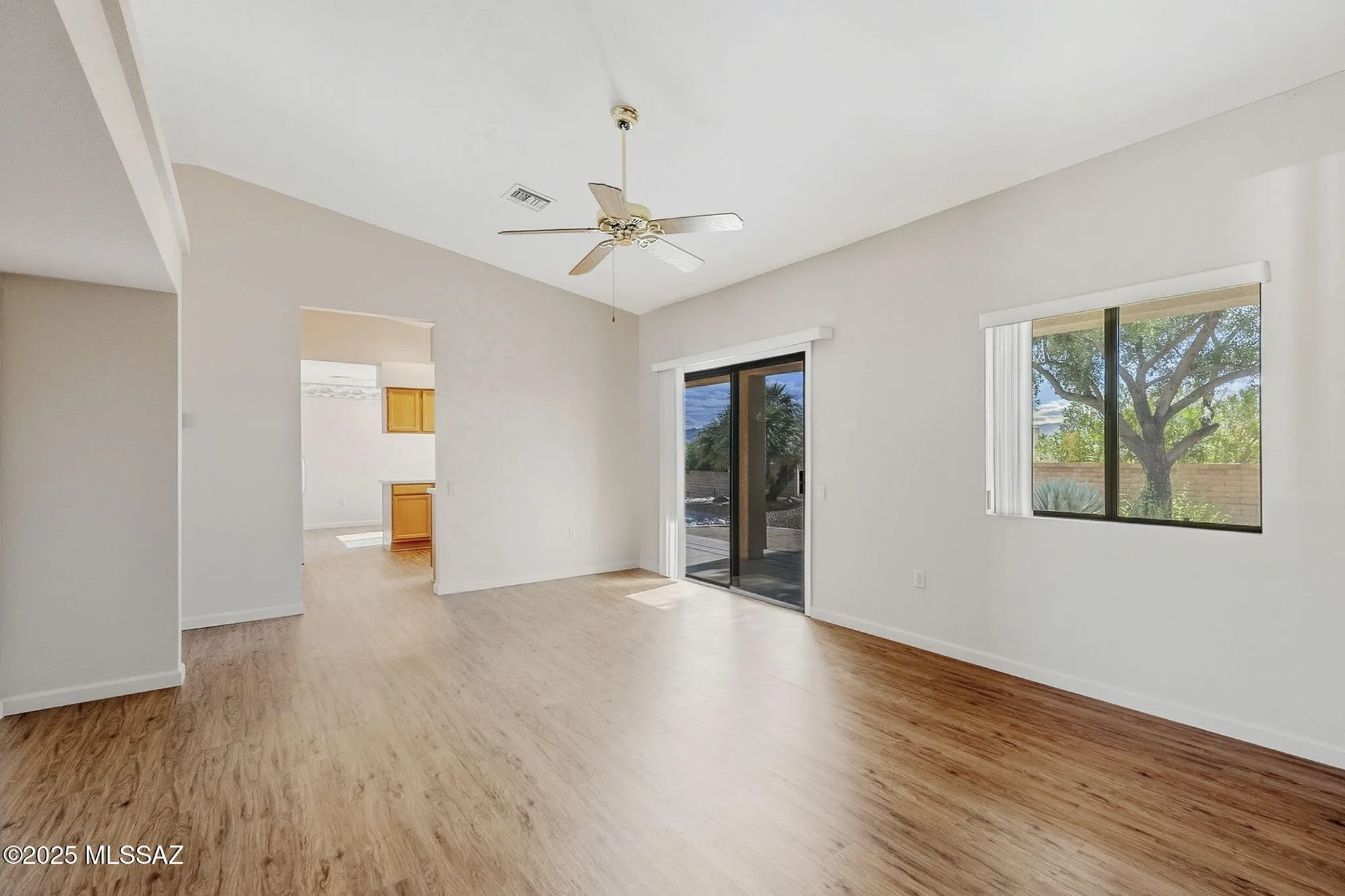 Property Slideshow image 10 of 51 | 819 w welcome way, Green Valley, AZ, 85614
