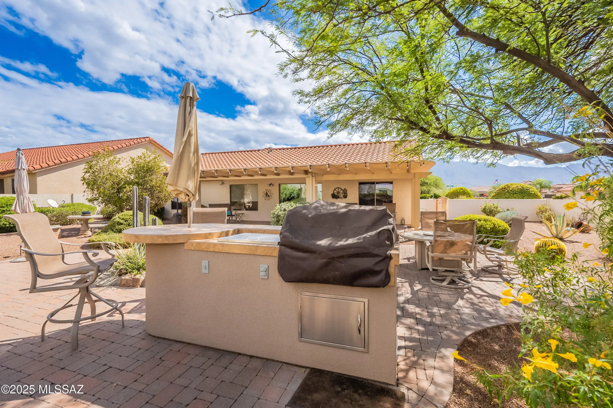 Property Slideshow image 6 of 45 | 39450 s mchaney ct, Tucson, AZ, 85739