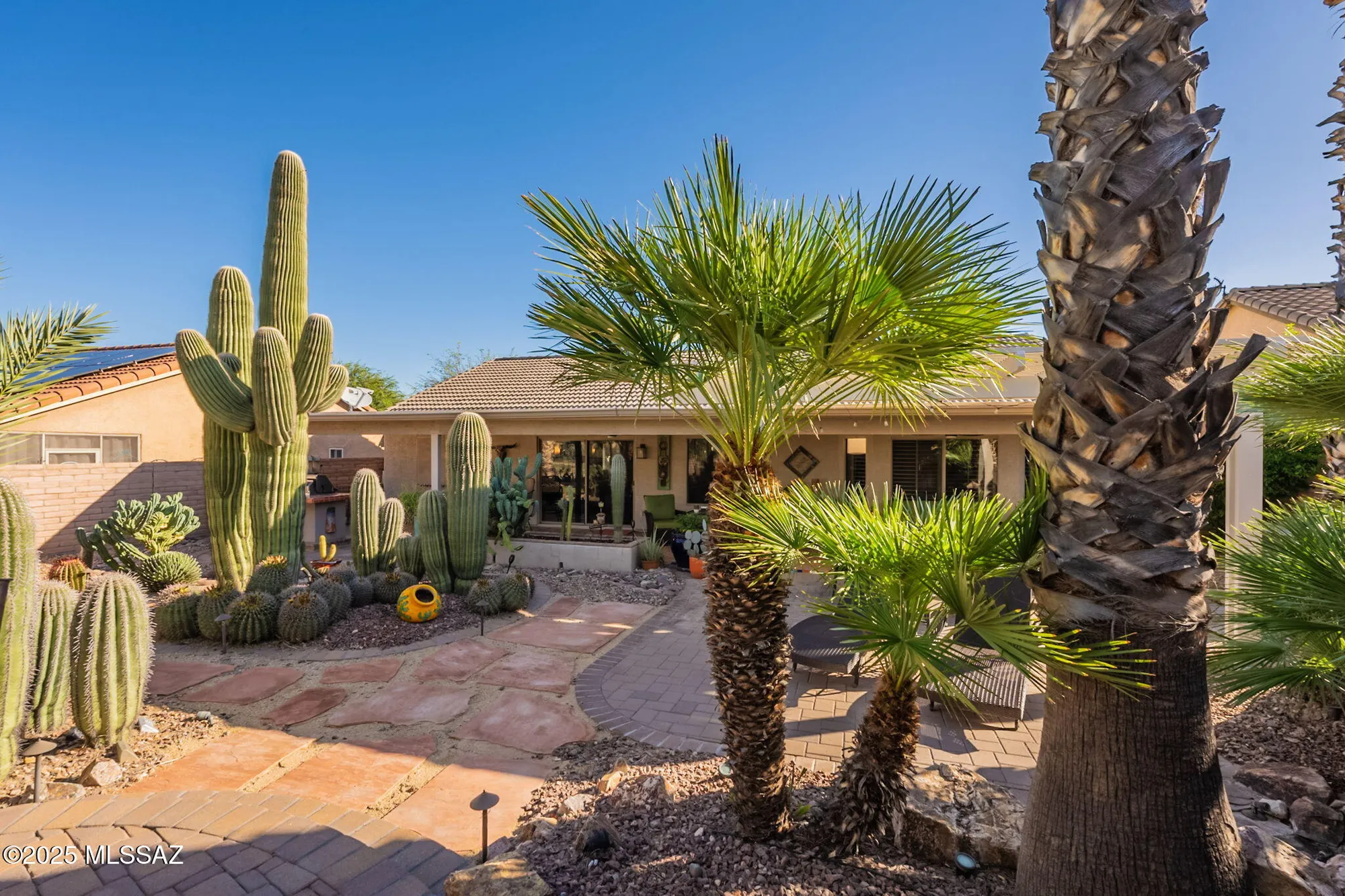 Property Slideshow image 41 of 46 | 1950 e desert lark pass, Green Valley, AZ, 85614