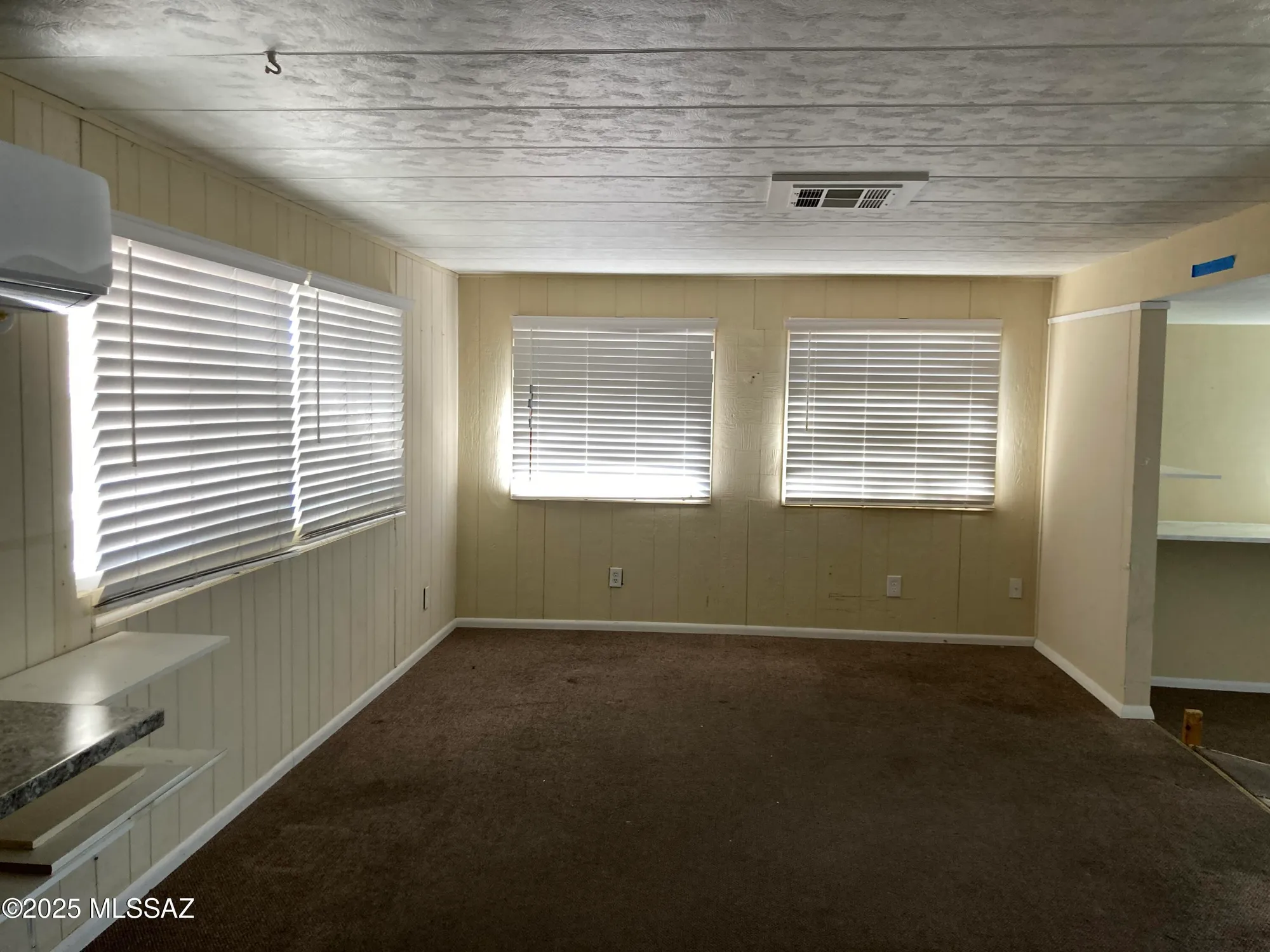 Property Slideshow image 9 of 18 | 176 w rama dr, Green Valley, AZ, 85614