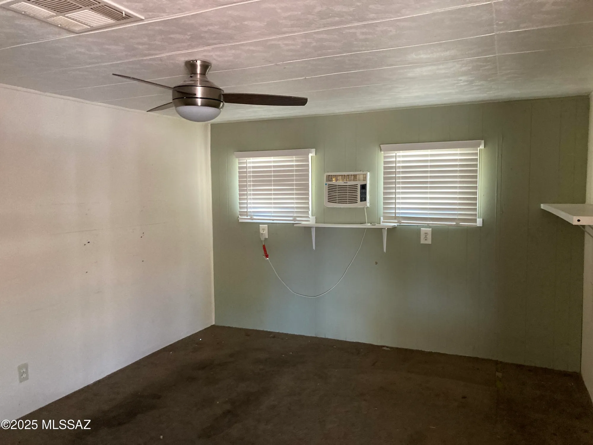 Property Slideshow image 6 of 18 | 176 w rama dr, Green Valley, AZ, 85614