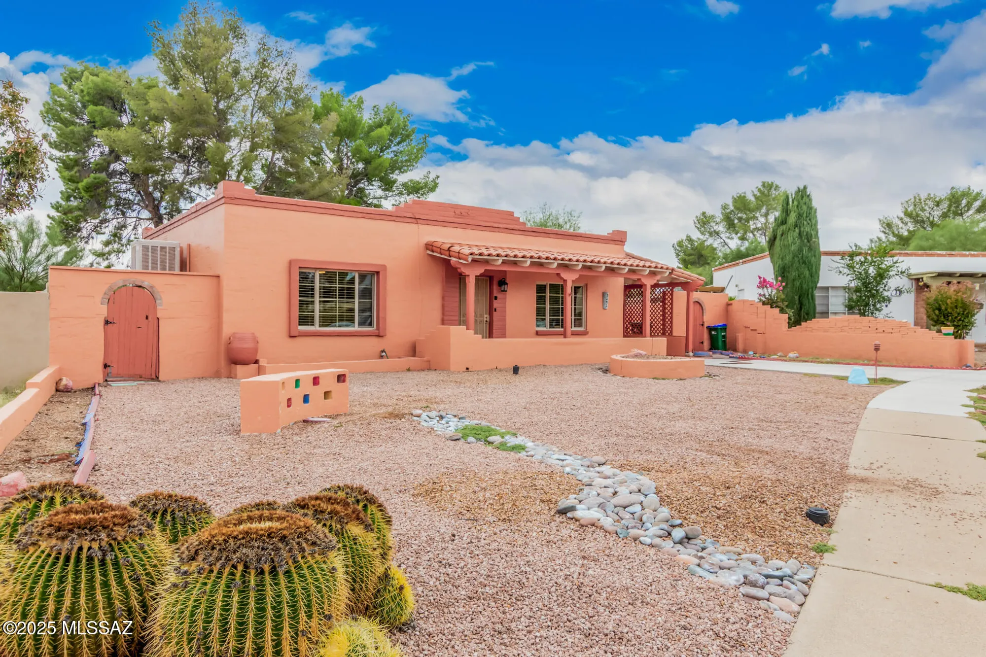 Property Slideshow image 3 of 30 | 116 e la soledad, Green Valley, AZ, 85614