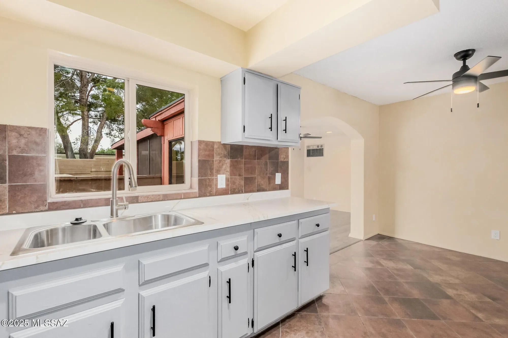 Property Slideshow image 13 of 30 | 116 e la soledad, Green Valley, AZ, 85614