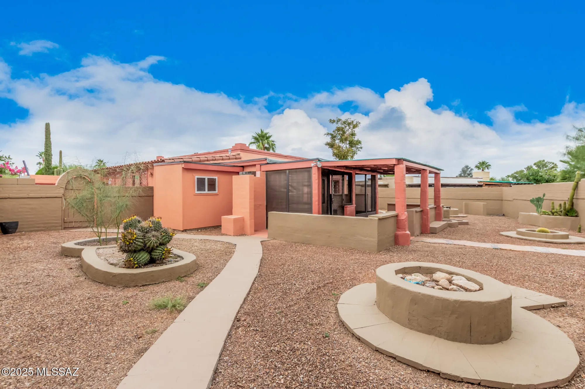 Property Slideshow image 26 of 30 | 116 e la soledad, Green Valley, AZ, 85614