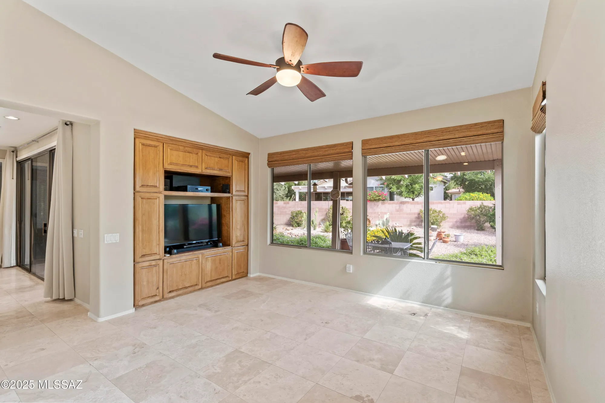 Property Slideshow image 6 of 42 | 7718 w madrigal dr, Tucson, AZ, 85743