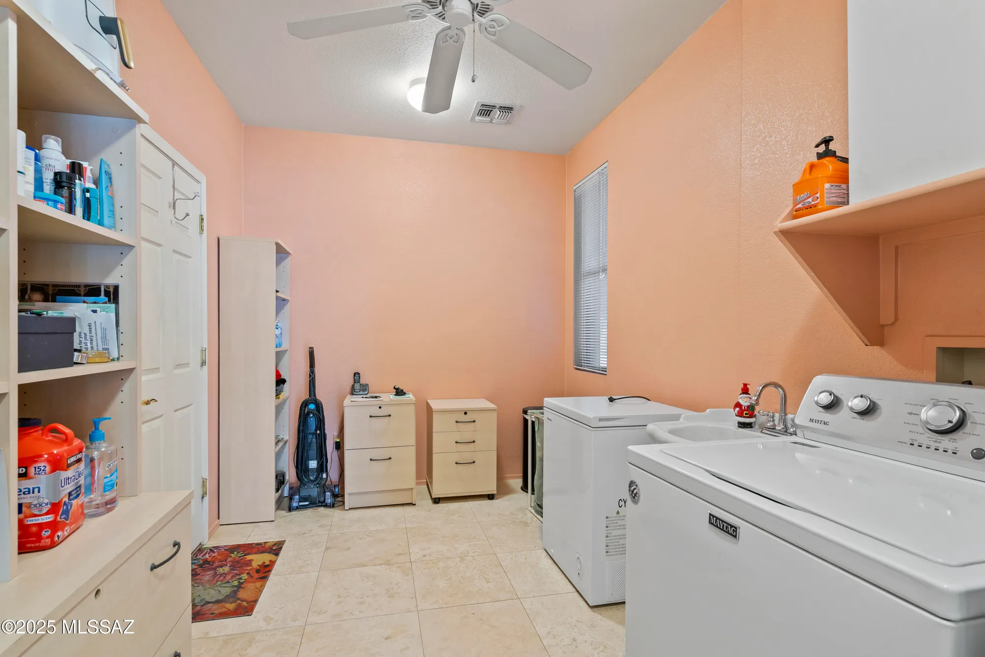 Property Slideshow image 21 of 42 | 7718 w madrigal dr, Tucson, AZ, 85743