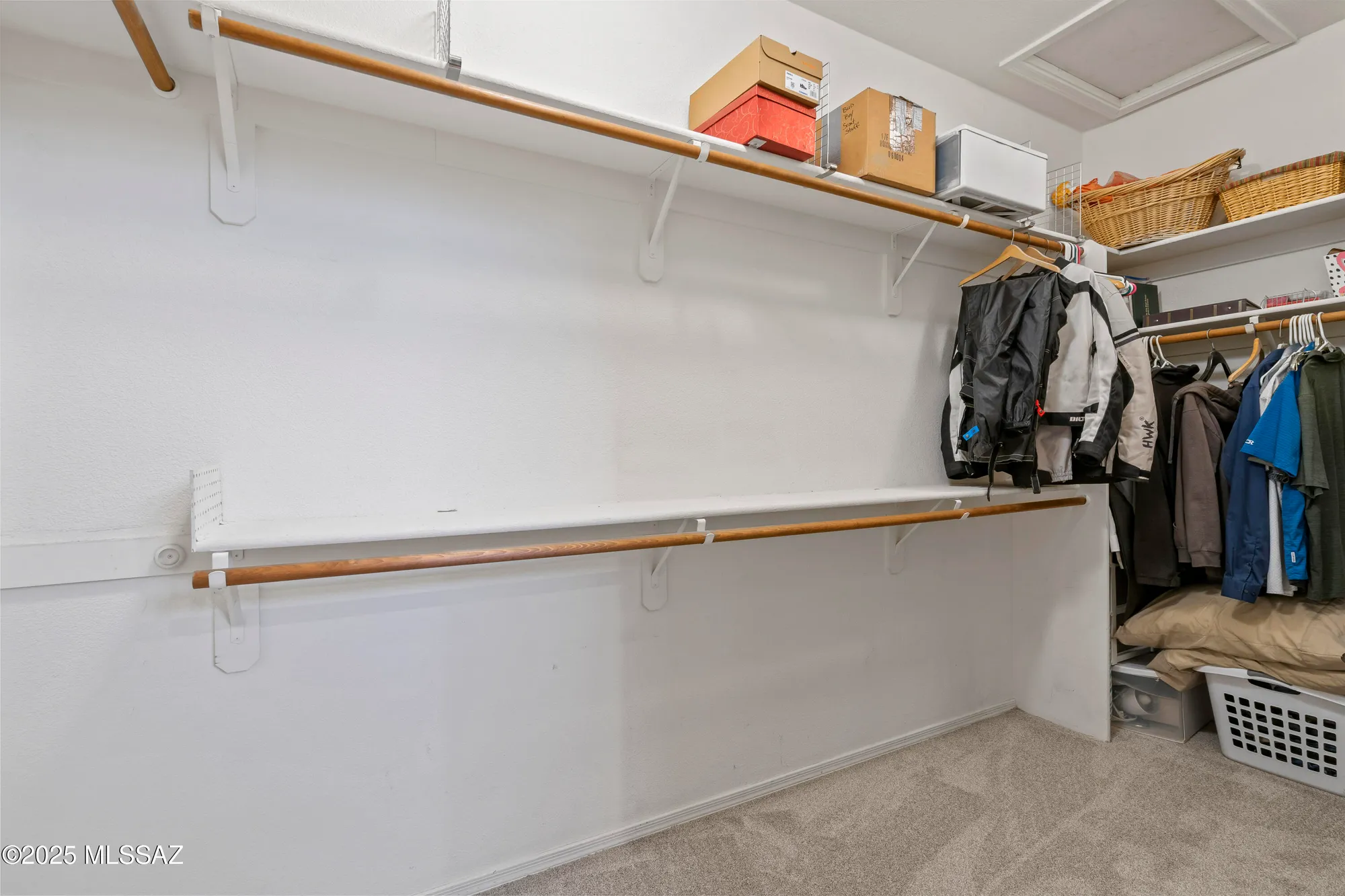 Property Slideshow image 26 of 42 | 7718 w madrigal dr, Tucson, AZ, 85743