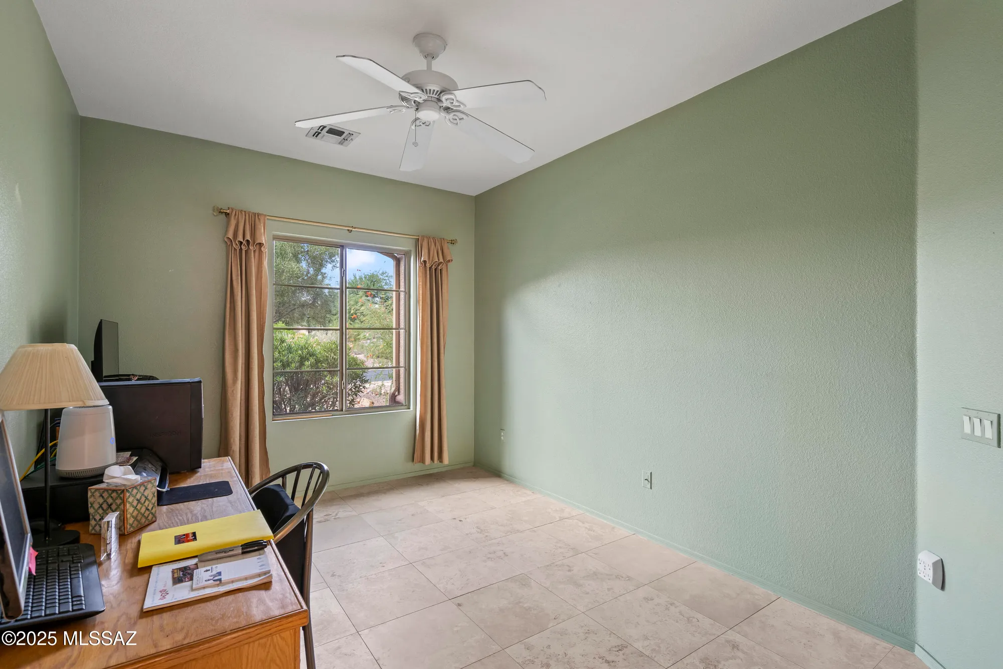 Property Slideshow image 30 of 42 | 7718 w madrigal dr, Tucson, AZ, 85743