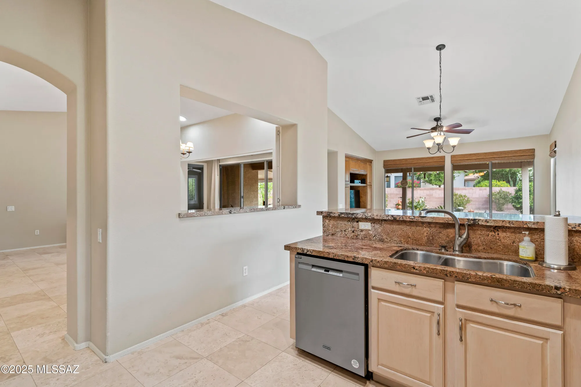 Property Slideshow image 19 of 42 | 7718 w madrigal dr, Tucson, AZ, 85743