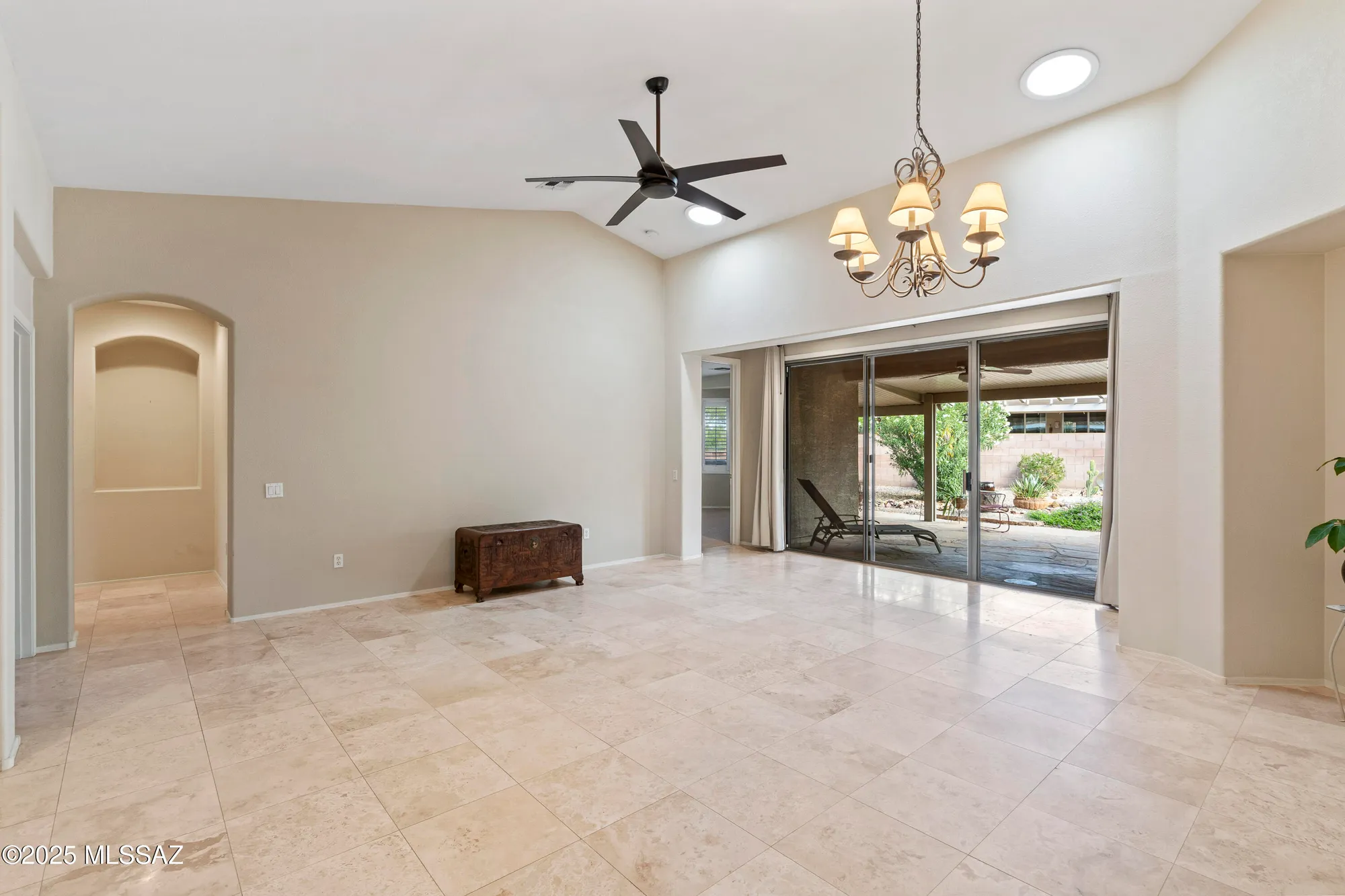 Property Slideshow image 13 of 42 | 7718 w madrigal dr, Tucson, AZ, 85743