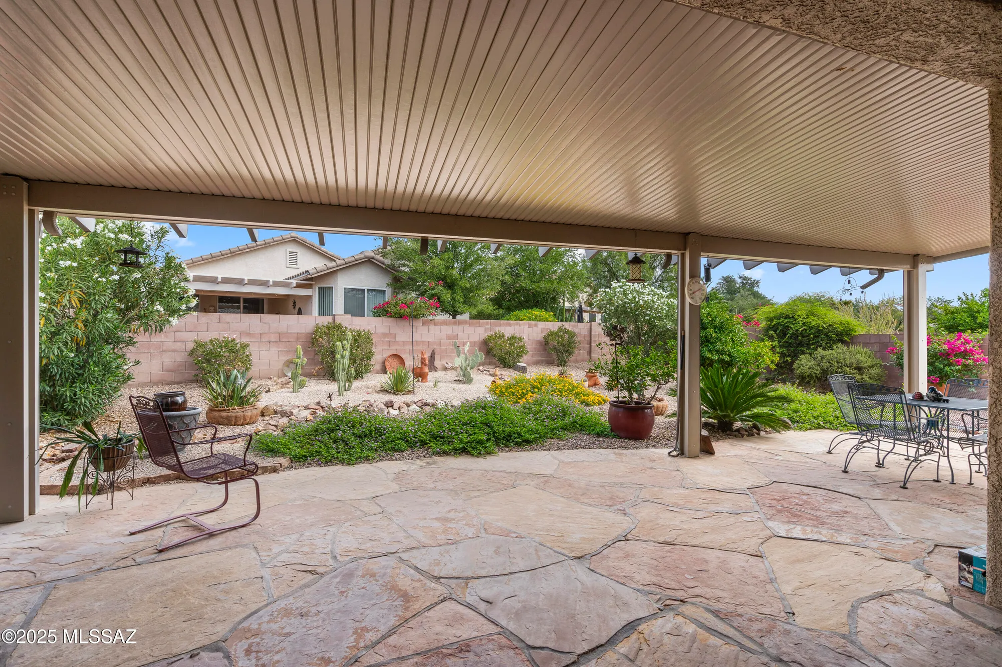 Property Slideshow image 1 of 42 | 7718 w madrigal dr, Tucson, AZ, 85743