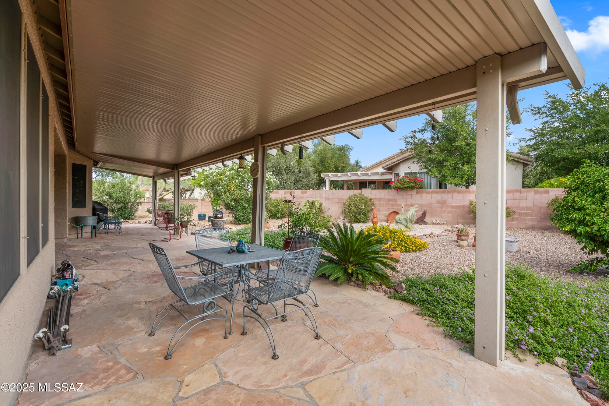 Property Slideshow image 32 of 42 | 7718 w madrigal dr, Tucson, AZ, 85743