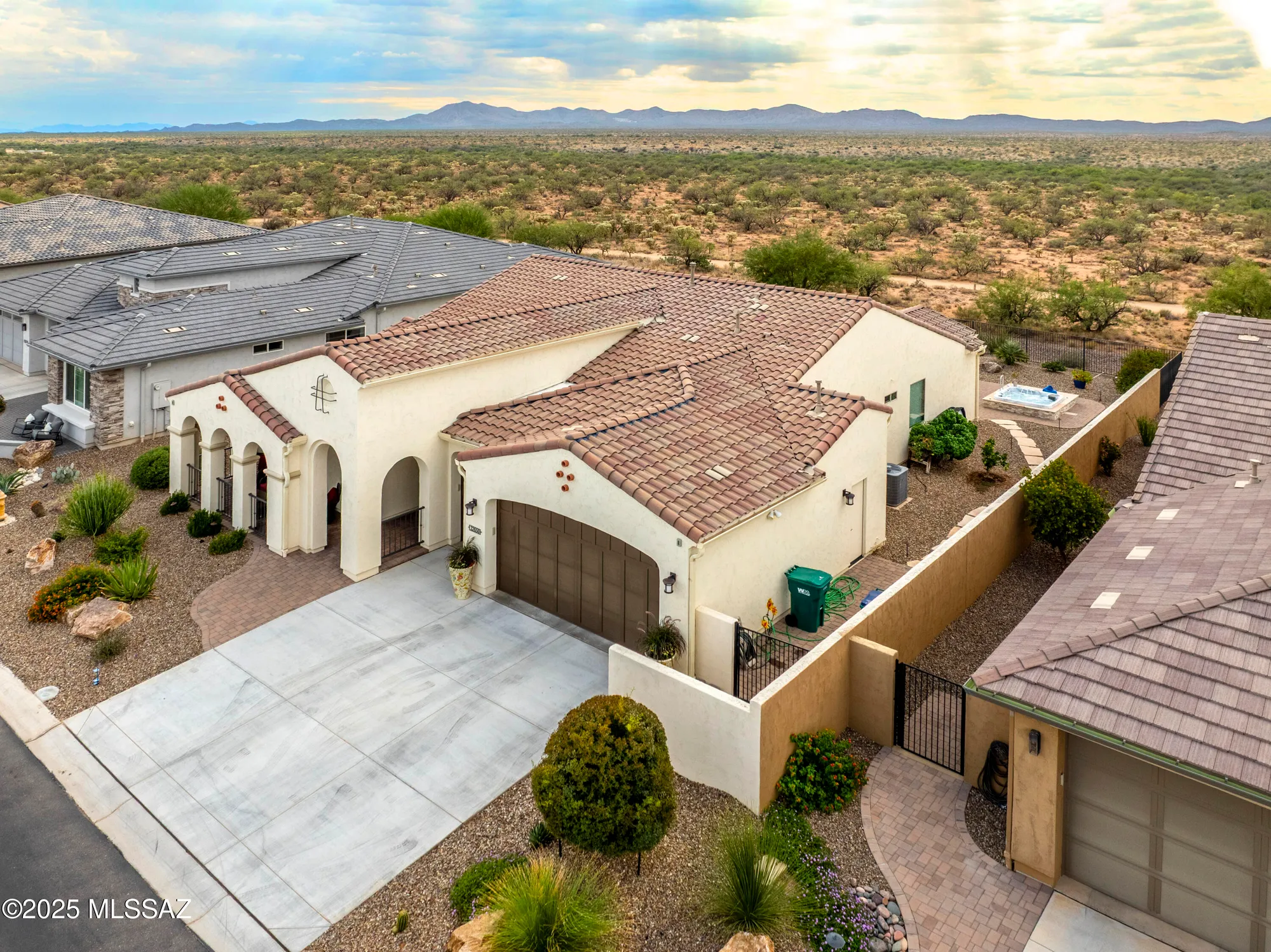 Property Slideshow image 4 of 50 | 32650 s cattle trl, Oracle, AZ, 85623