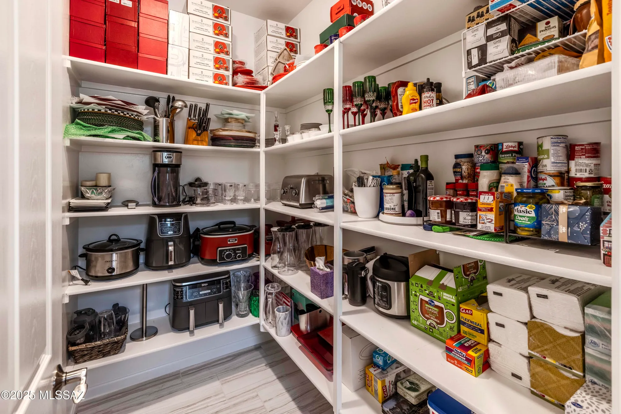 Property Slideshow image 12 of 50 | 32650 s cattle trl, Oracle, AZ, 85623