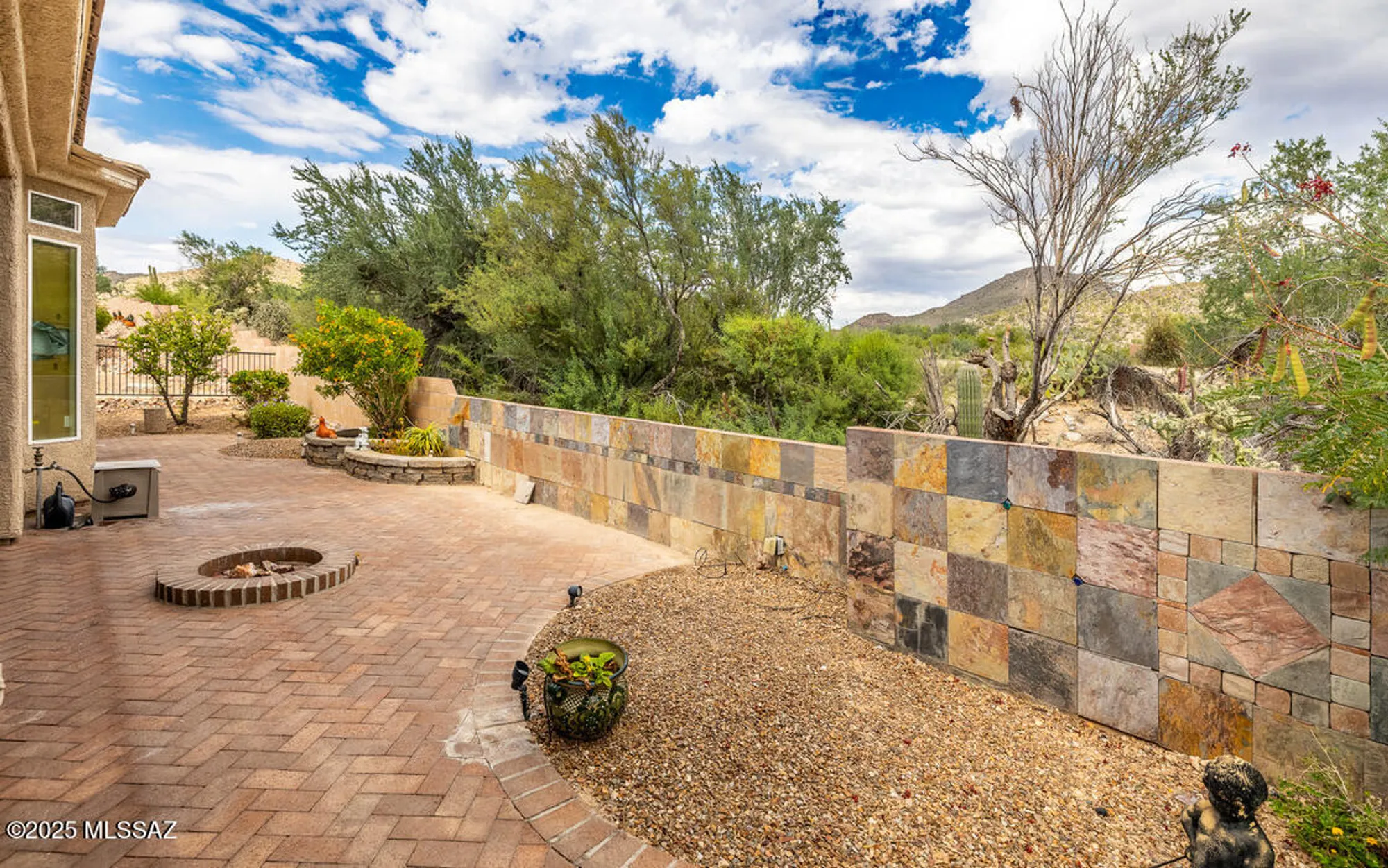 Property Slideshow image 31 of 45 | 13762 n heritage canyon dr, Marana, AZ, 85658
