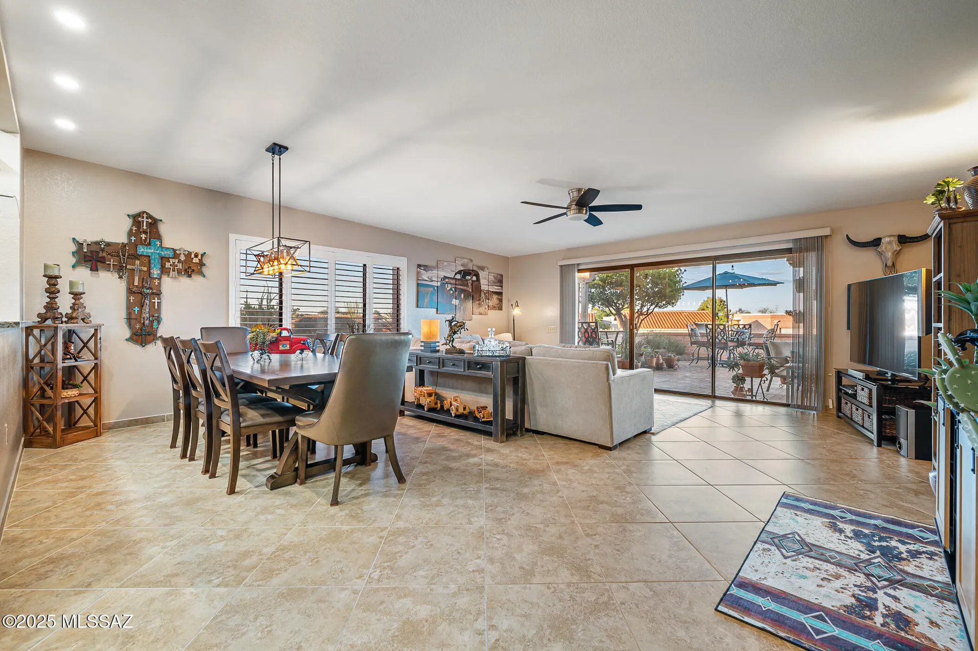Property Slideshow image 5 of 33 | 1560 w calle del ducado, Green Valley, AZ, 85622