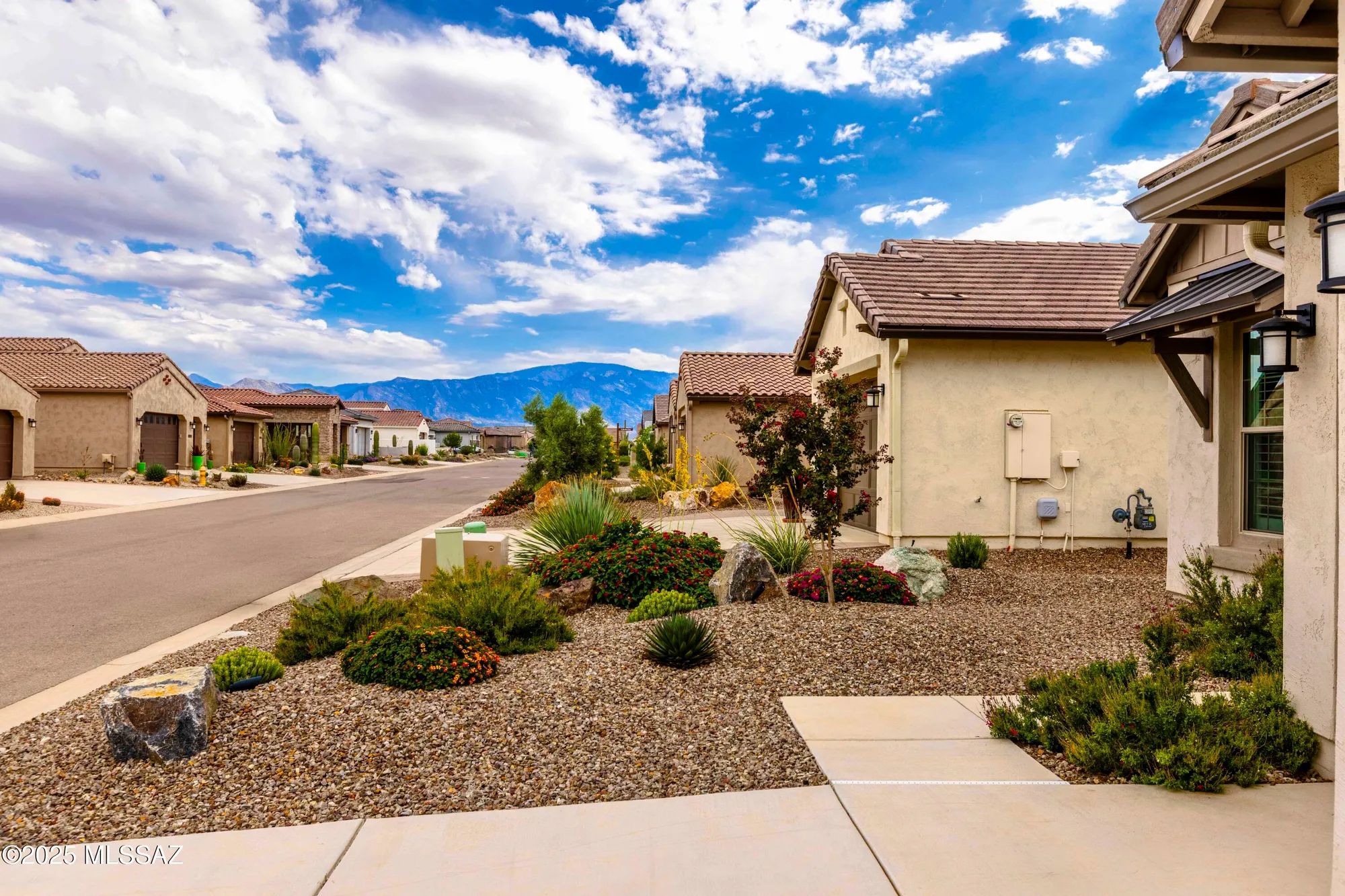 Property Slideshow image 8 of 33 | 30654 s chestnut way, Oracle, AZ, 85623