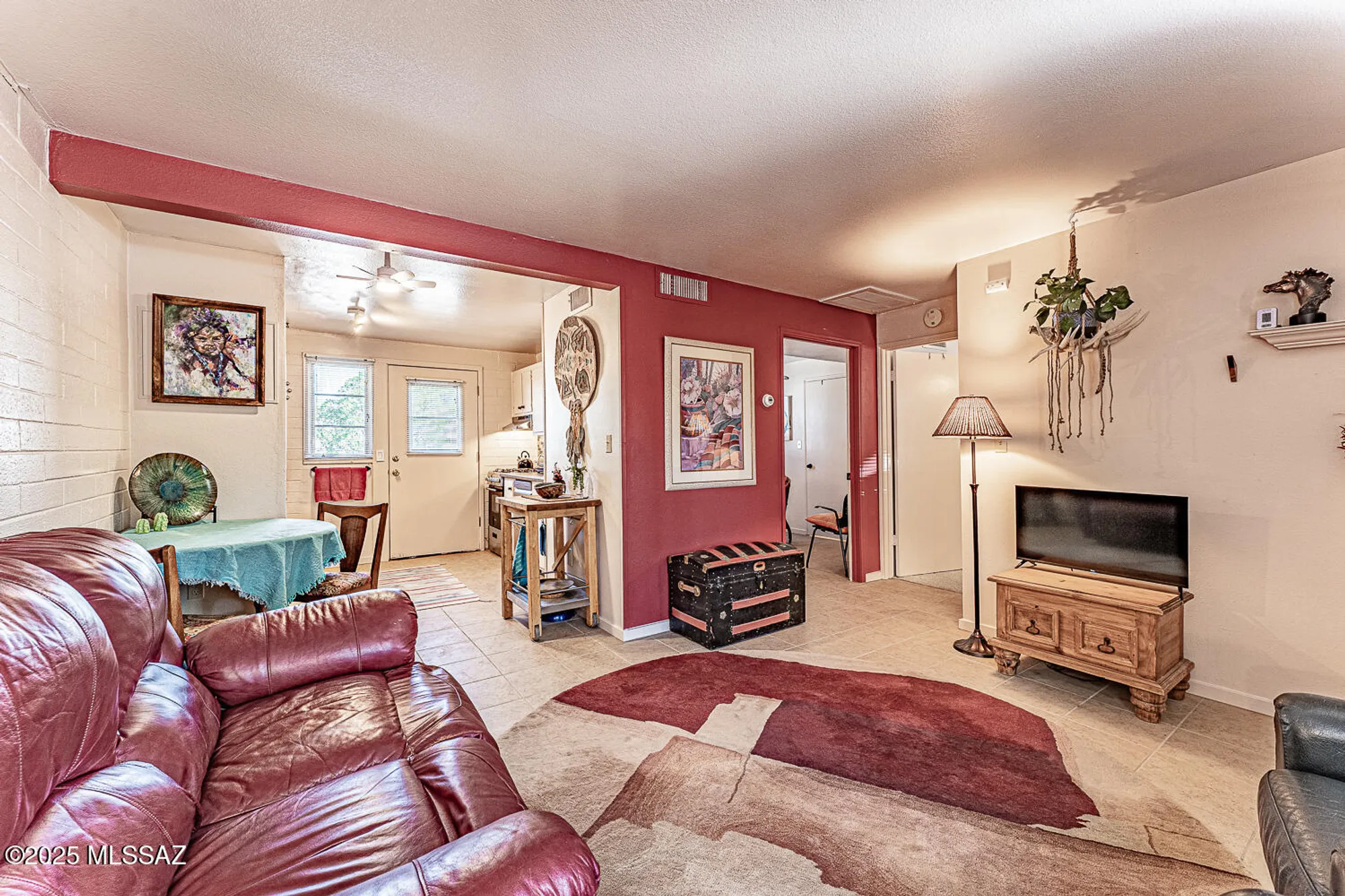 Property Slideshow image 5 of 25 | 329 s paseo tierra a, Green Valley, AZ, 85614