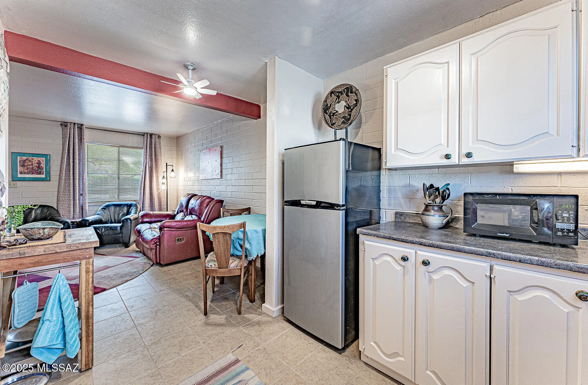 Property Slideshow image 7 of 25 | 329 s paseo tierra a, Green Valley, AZ, 85614