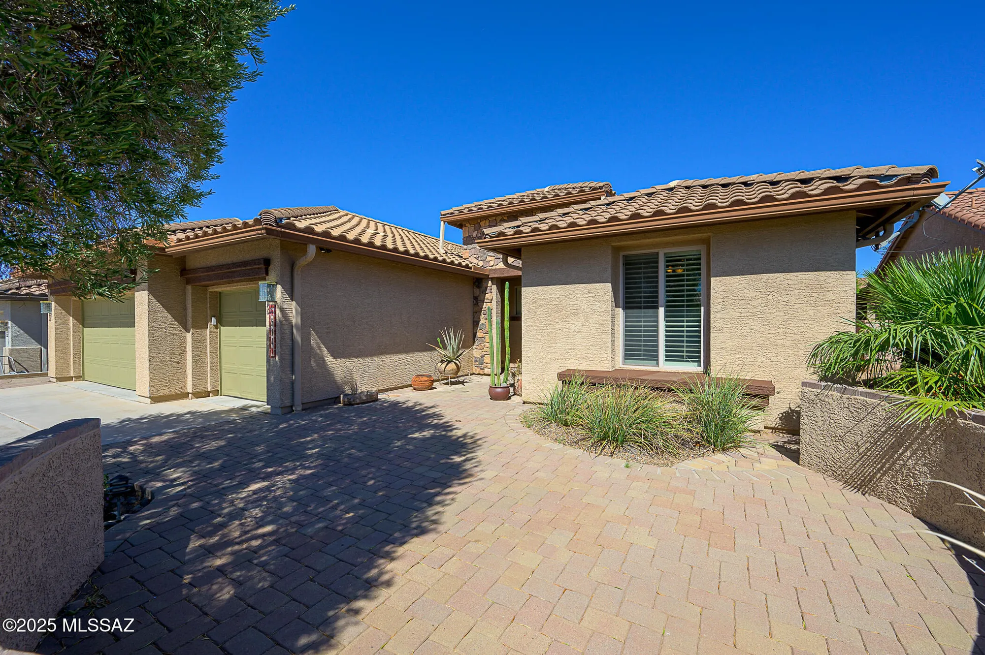 Property Slideshow image 2 of 41 | 514 n keyes rd, Green Valley, AZ, 85614