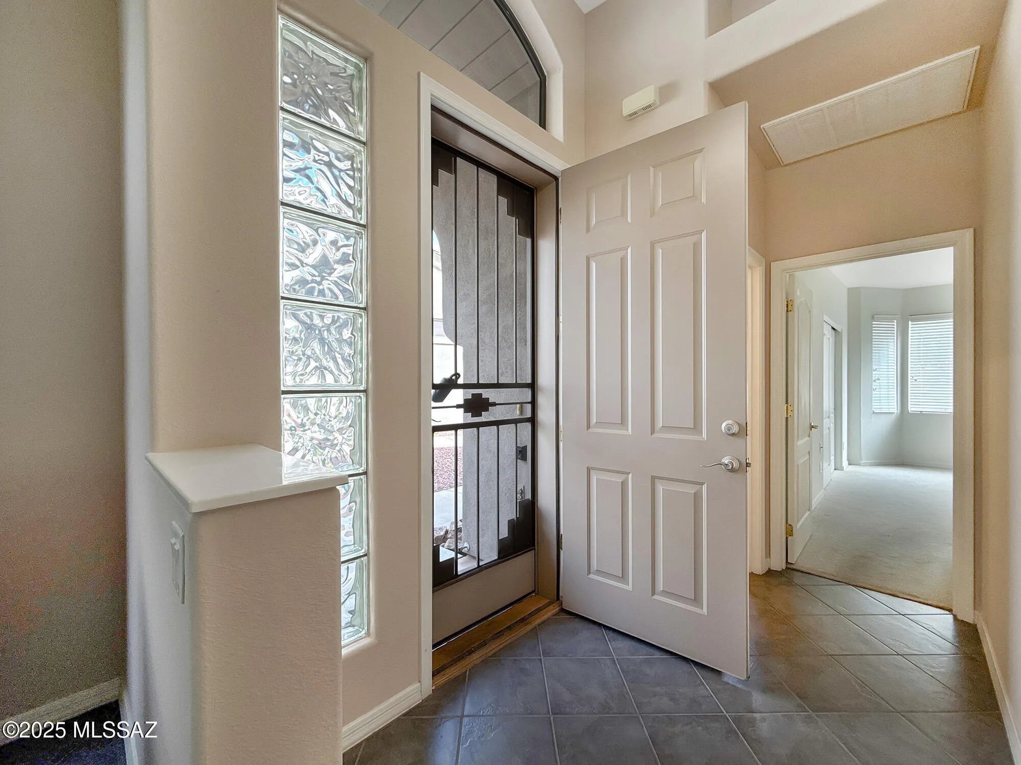 Property Slideshow image 4 of 27 | 13401 n rancho vistoso blvd unit 213, Oro Valley, AZ, 85755