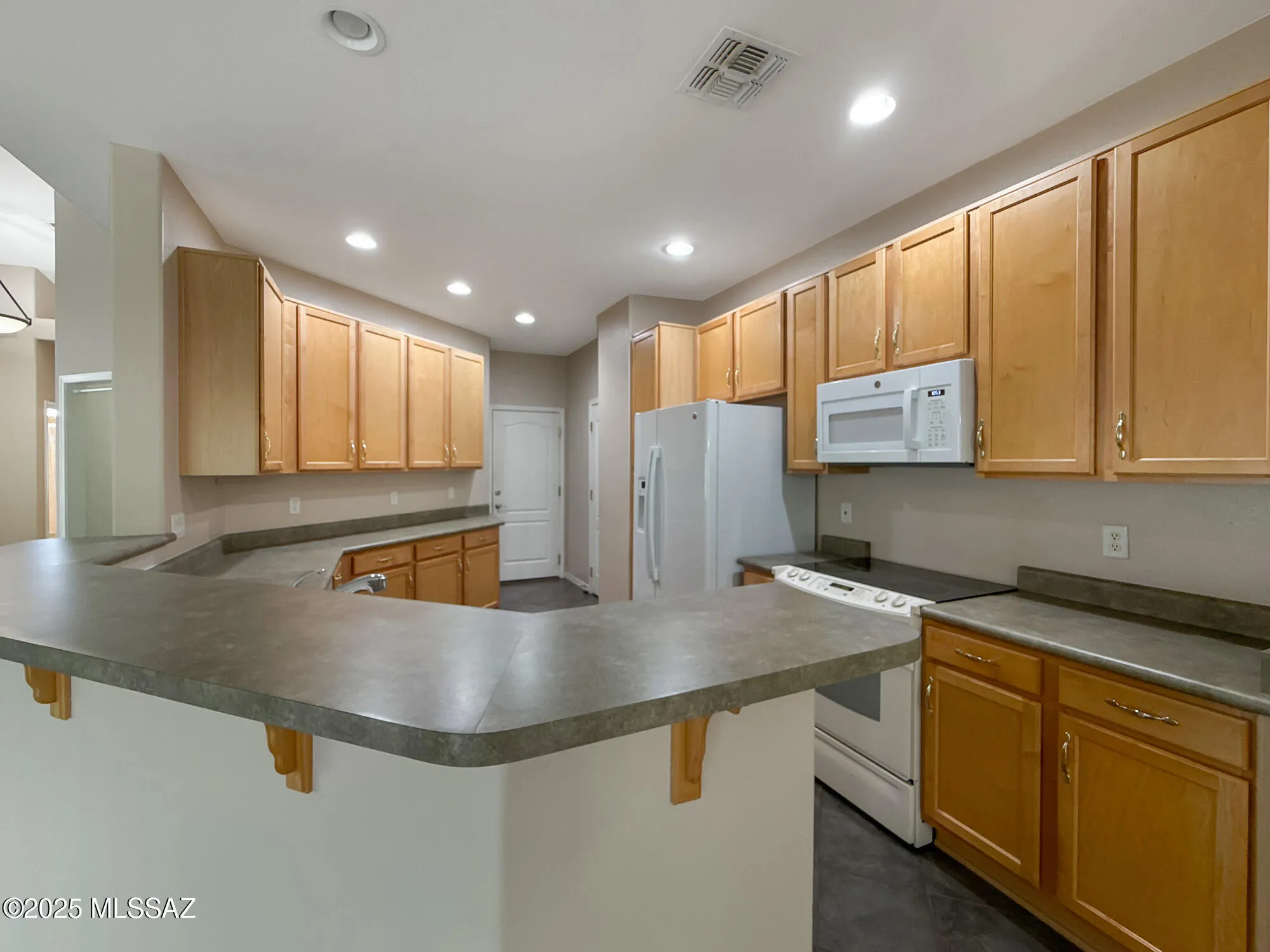 Property Slideshow image 18 of 27 | 13401 n rancho vistoso blvd unit 213, Oro Valley, AZ, 85755