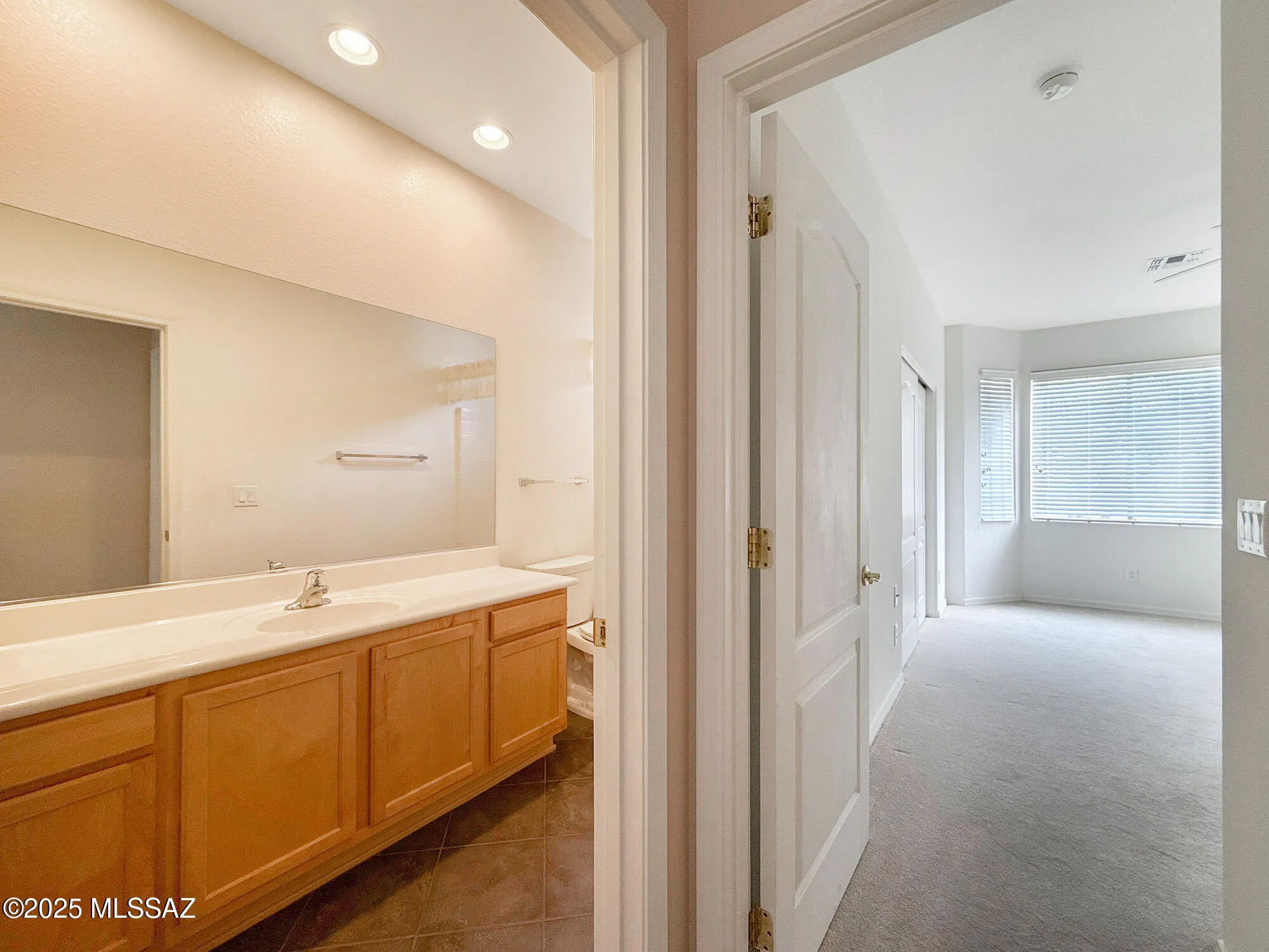 Property Slideshow image 7 of 27 | 13401 n rancho vistoso blvd unit 213, Oro Valley, AZ, 85755
