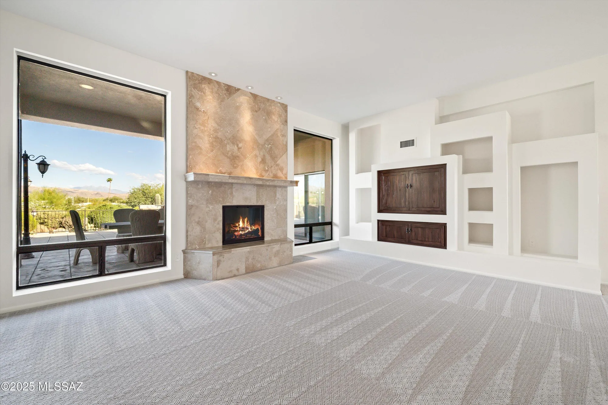 Property Slideshow image 9 of 52 | 26607 n avenida del ray, Scottsdale, AZ, 85263