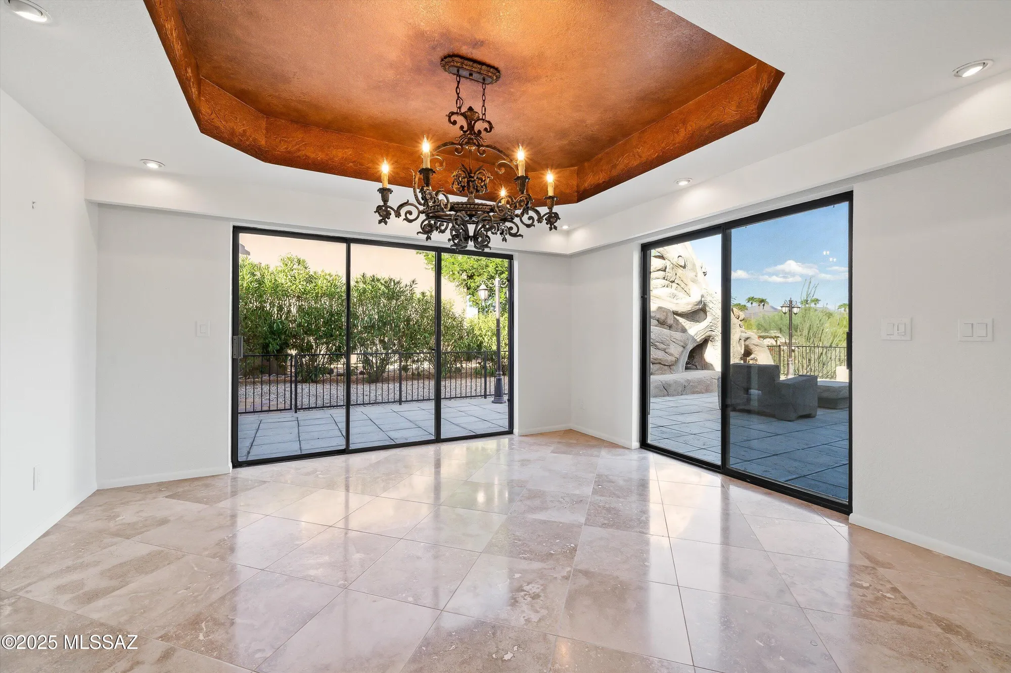 Property Slideshow image 11 of 52 | 26607 n avenida del ray, Scottsdale, AZ, 85263