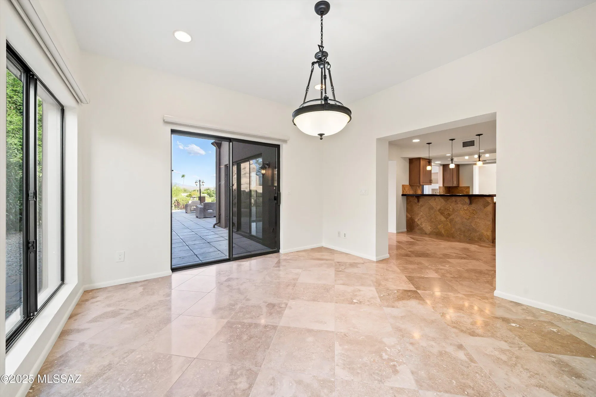 Property Slideshow image 19 of 52 | 26607 n avenida del ray, Scottsdale, AZ, 85263