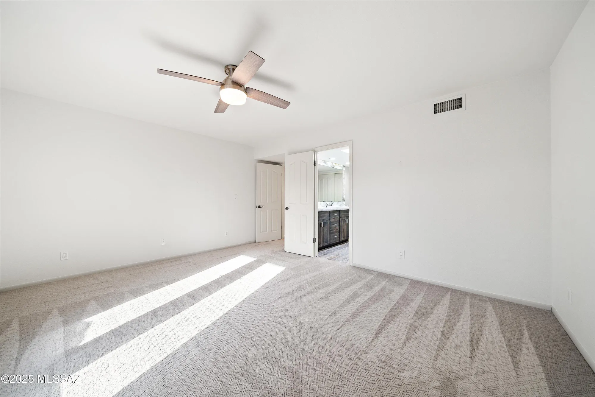 Property Slideshow image 25 of 52 | 26607 n avenida del ray, Scottsdale, AZ, 85263