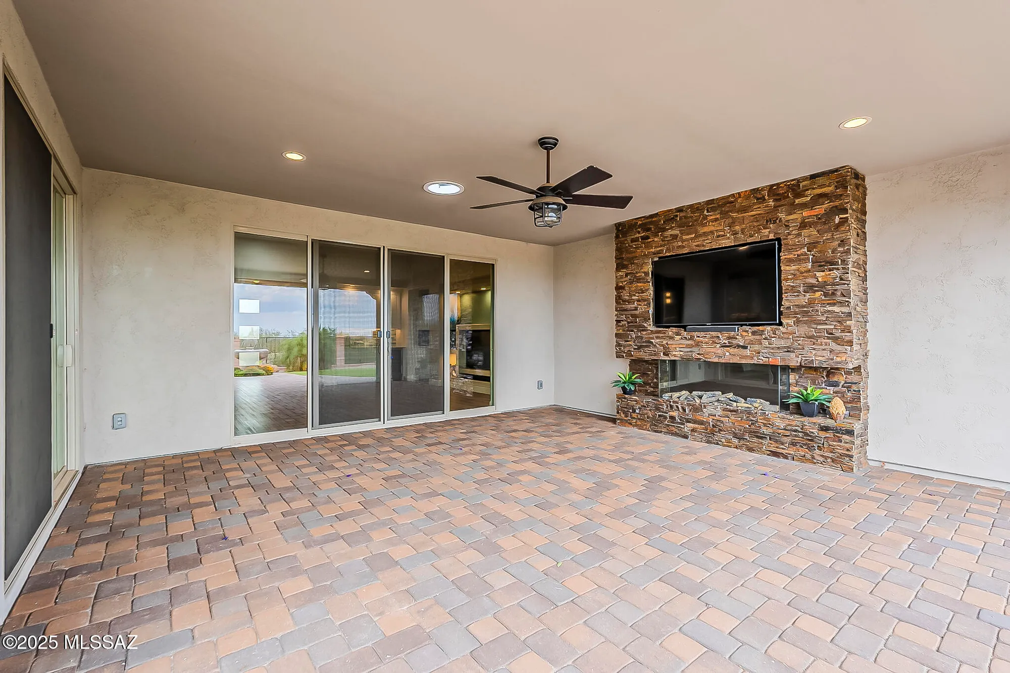 Property Slideshow image 46 of 51 | 2333 e copper valley way, Green Valley, AZ, 85614