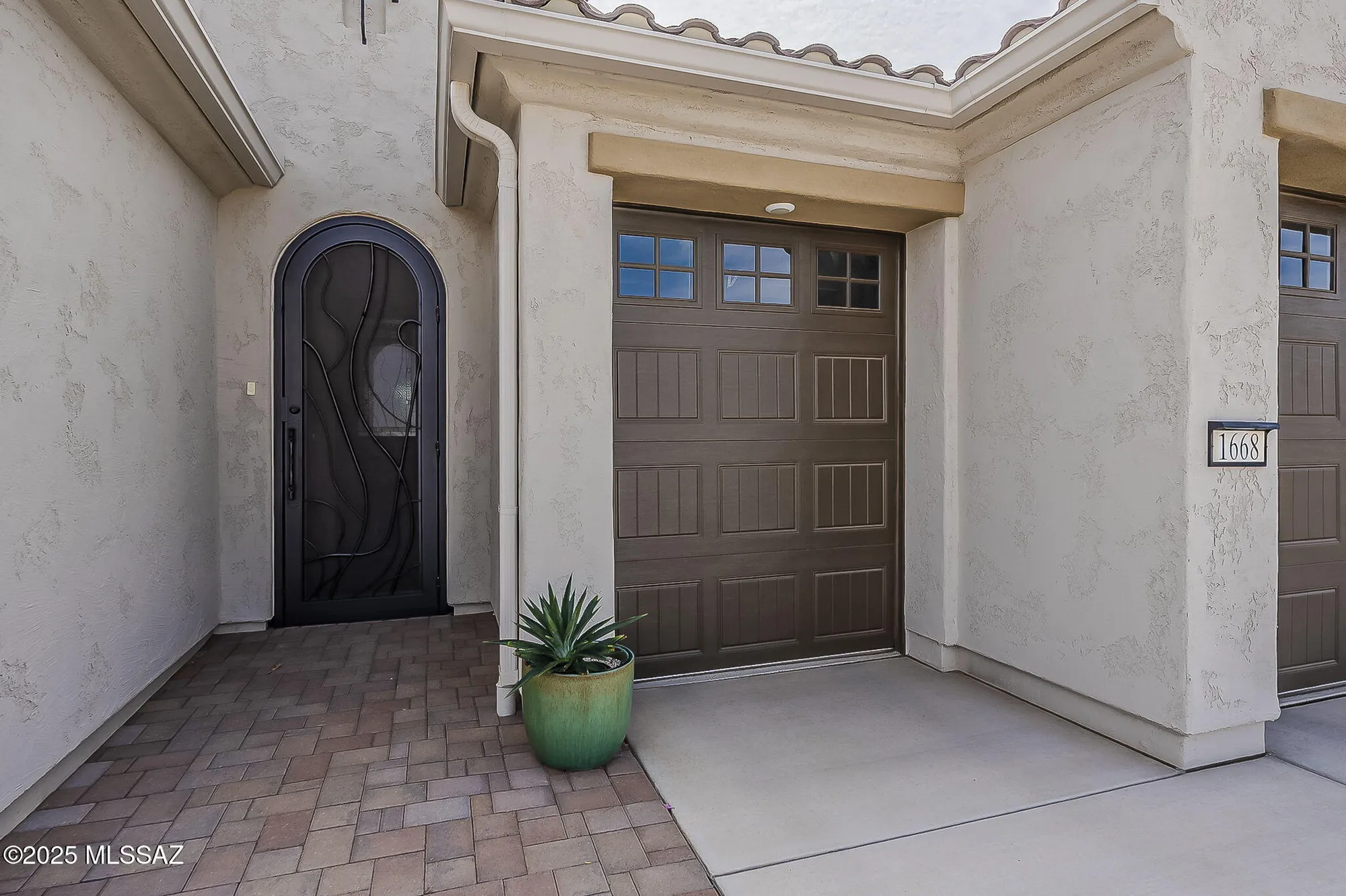 Property Slideshow image 4 of 48 | 1668 e comely ct, Green Valley, AZ, 85614