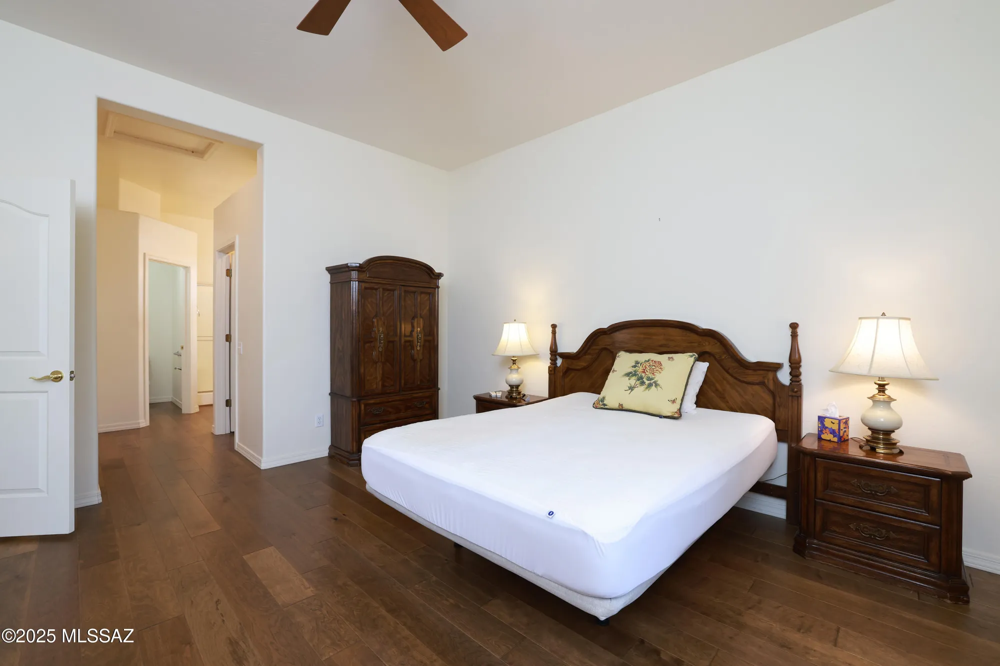 Property Slideshow image 16 of 28 | 13575 n holly grape dr, Marana, AZ, 85658