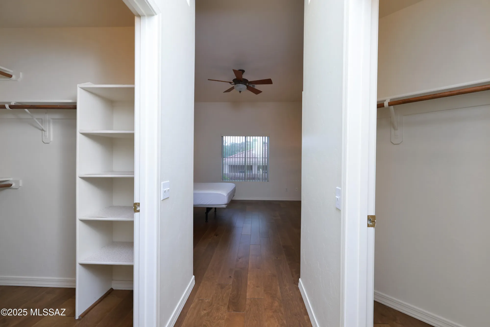 Property Slideshow image 18 of 28 | 13575 n holly grape dr, Marana, AZ, 85658