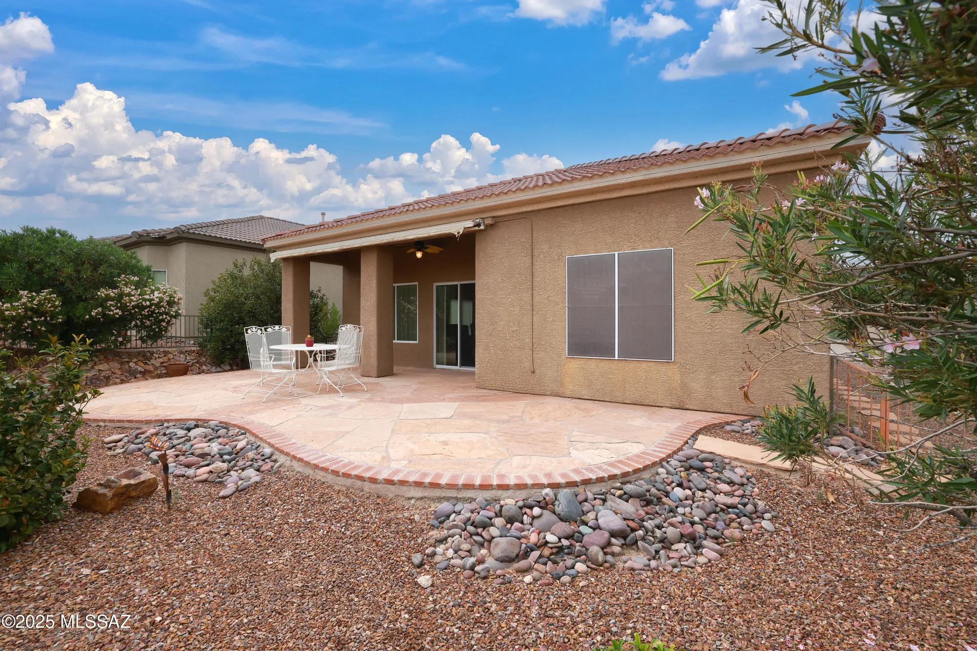 Property Slideshow image 23 of 28 | 13575 n holly grape dr, Marana, AZ, 85658
