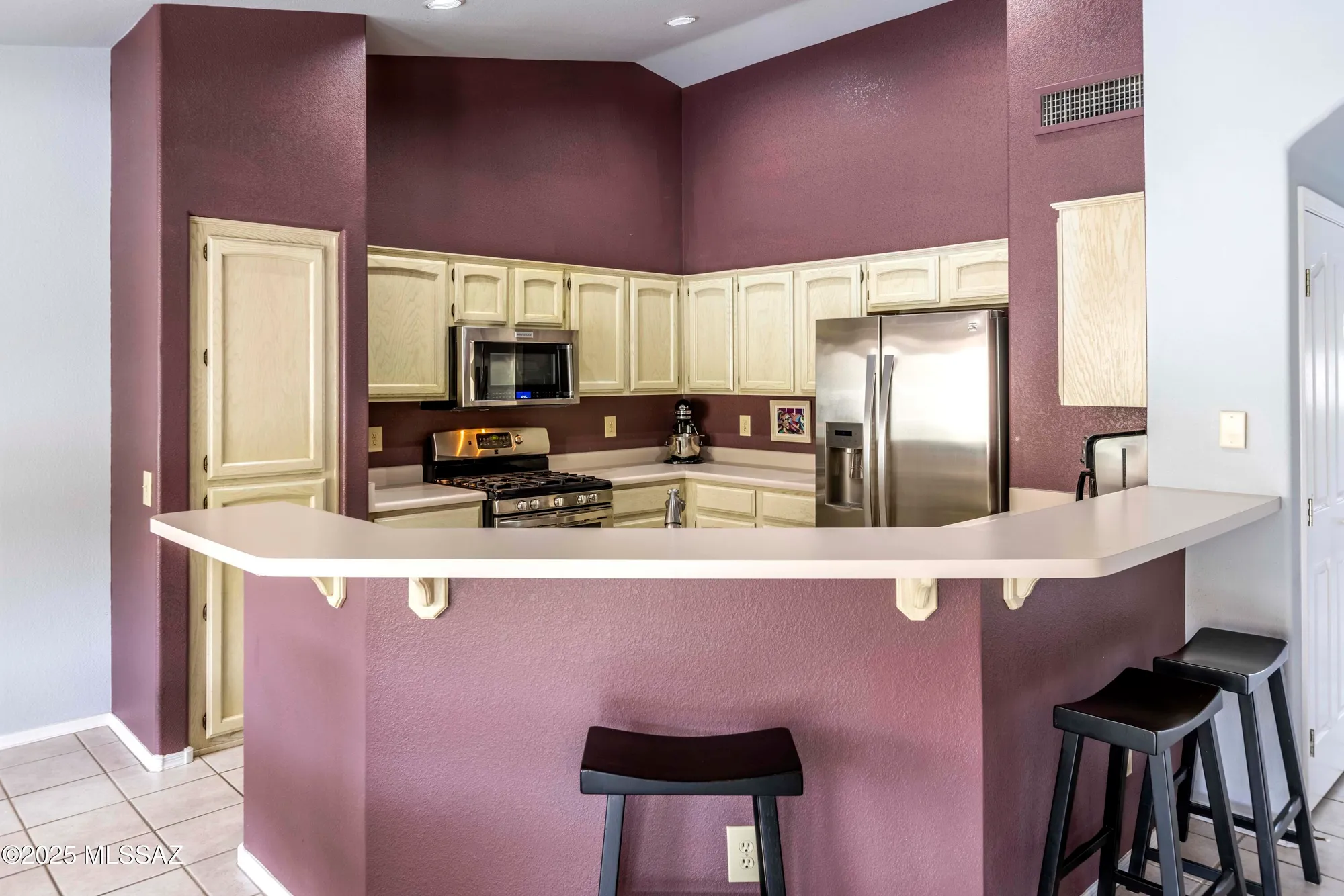 Property Slideshow image 18 of 50 | 63648 e edgeview ln, Tucson, AZ, 85739
