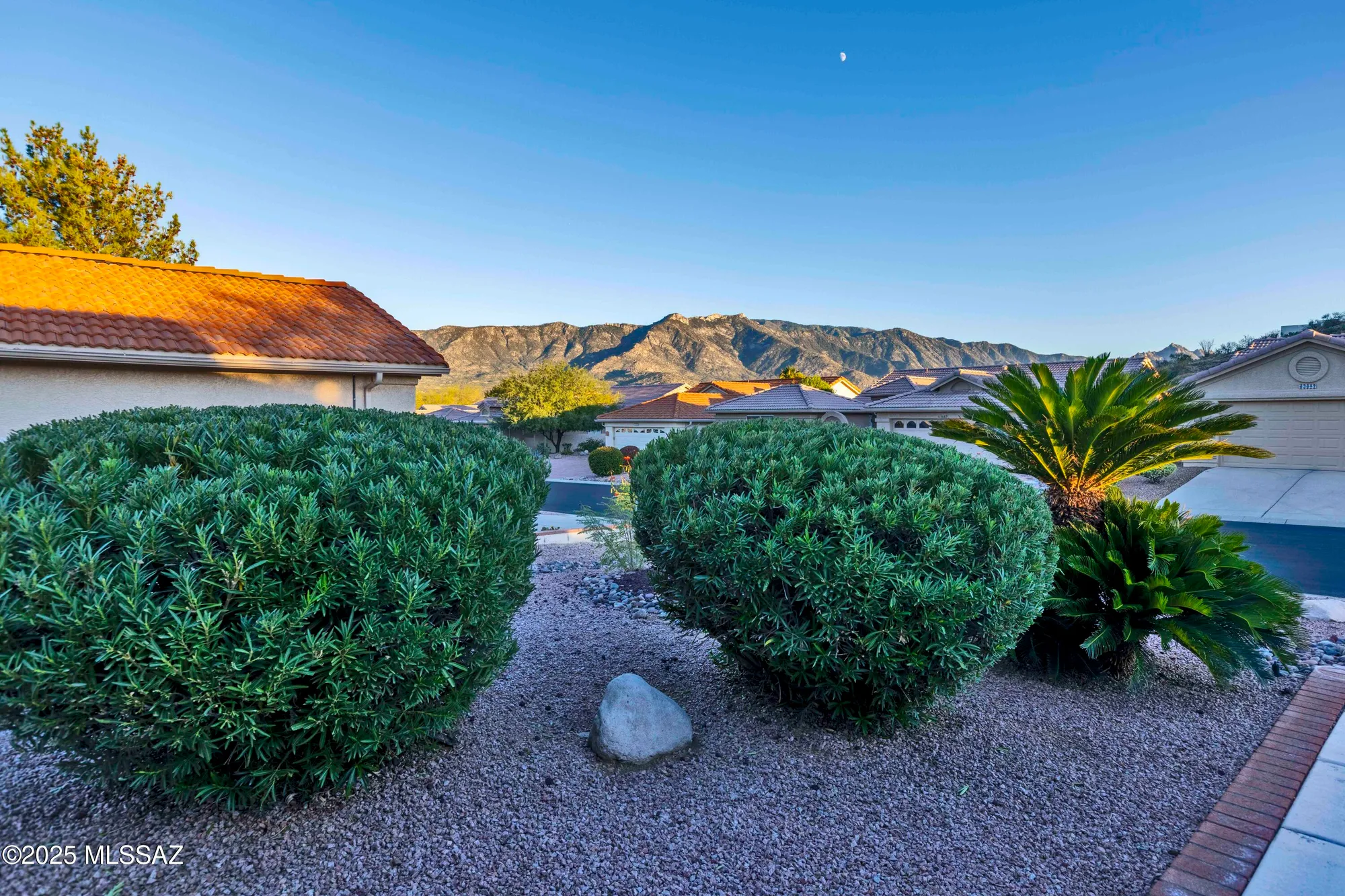 Property Slideshow image 39 of 50 | 63648 e edgeview ln, Tucson, AZ, 85739