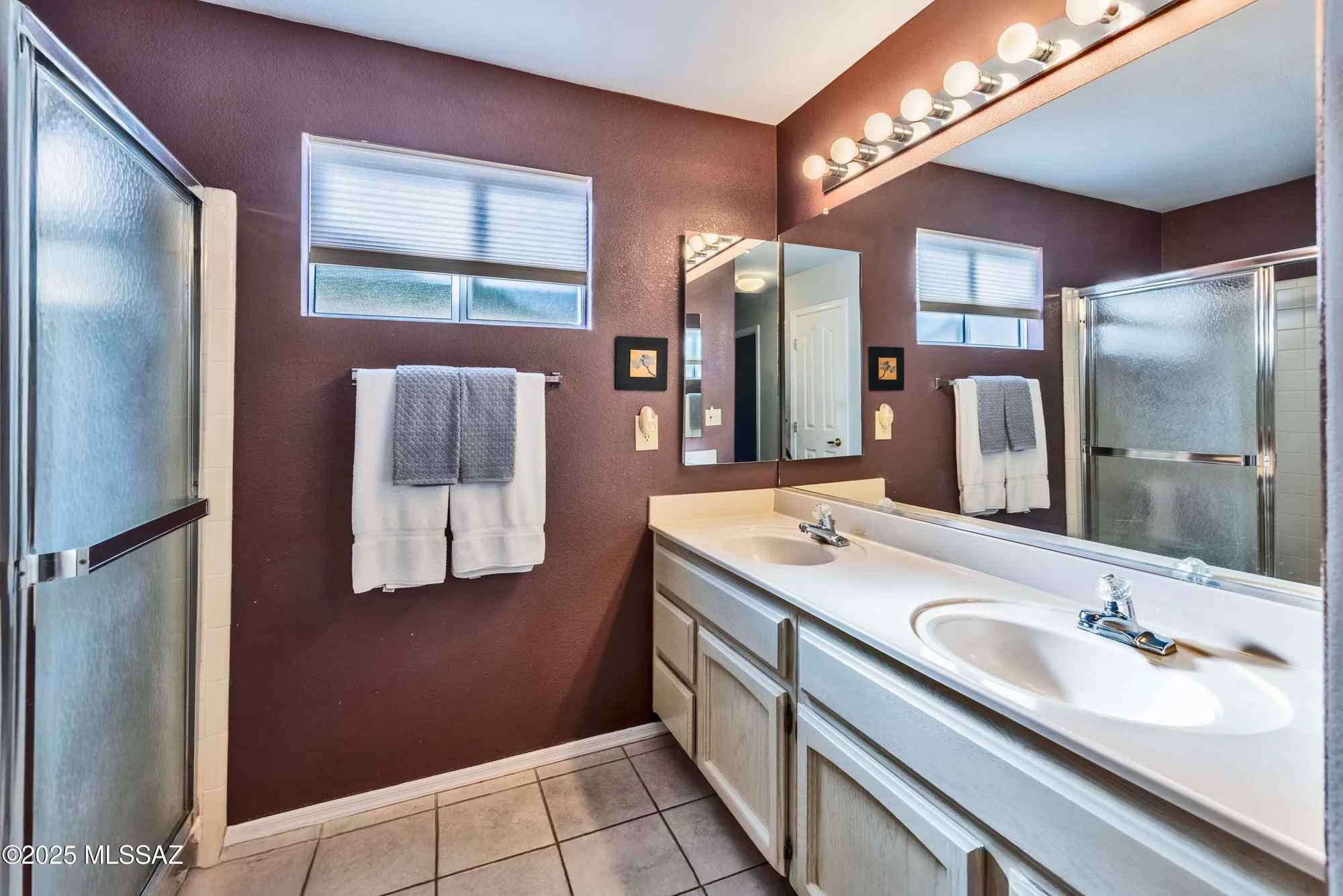 Property Slideshow image 22 of 50 | 63648 e edgeview ln, Tucson, AZ, 85739