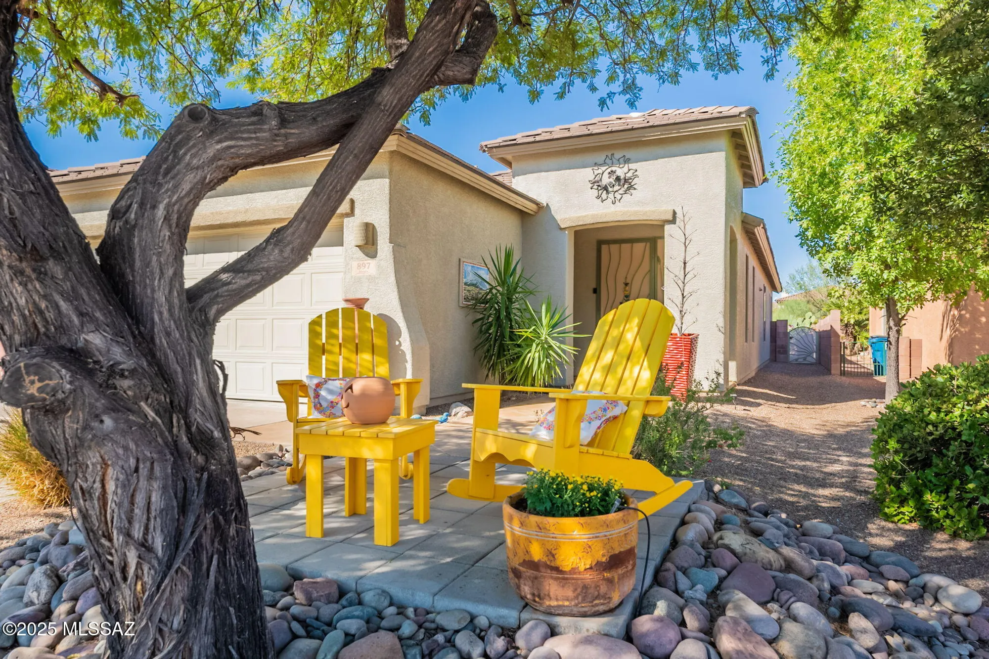 Property Slideshow image 2 of 40 | 897 n delacroix dr, Green Valley, AZ, 85614