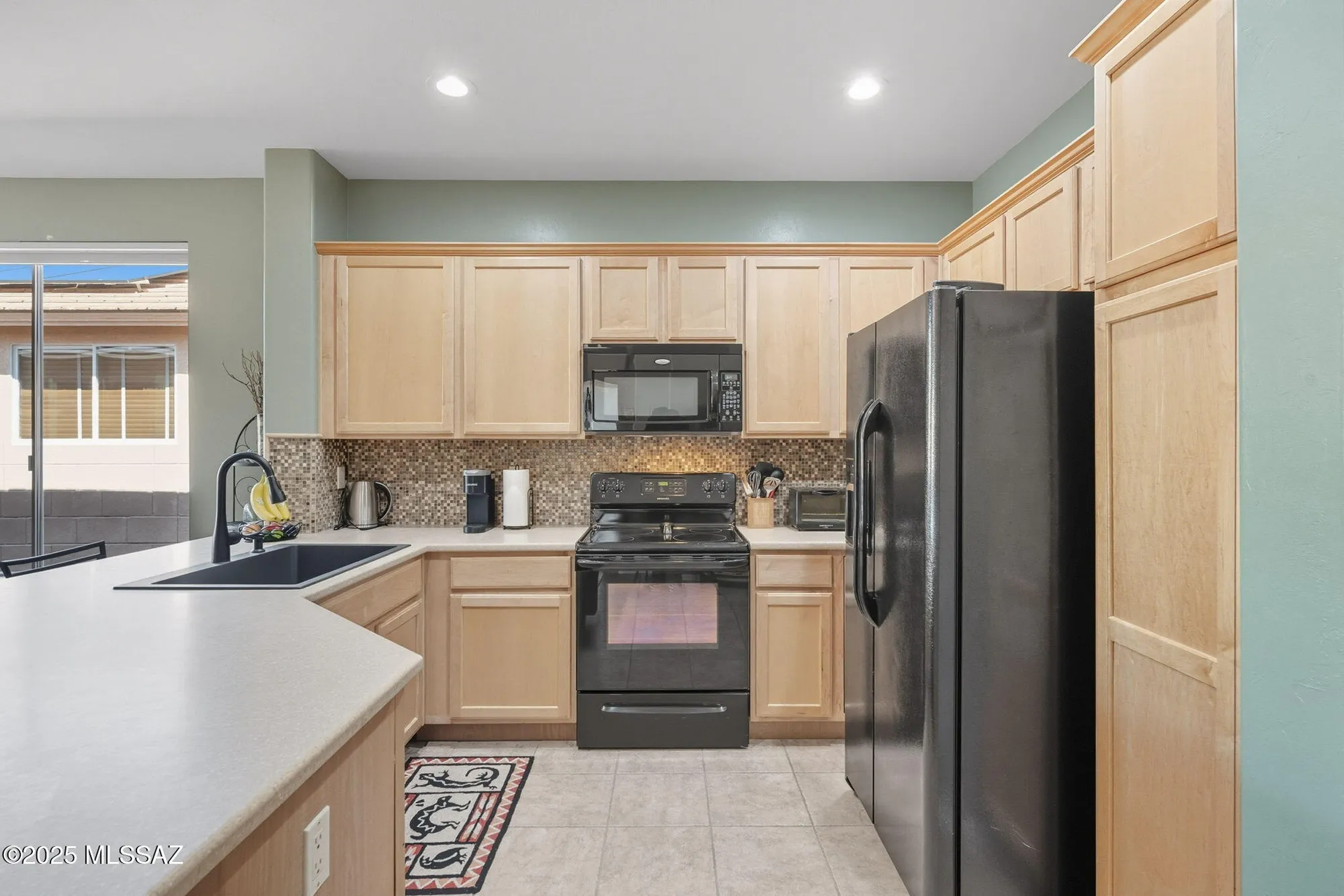 Property Slideshow image 19 of 40 | 897 n delacroix dr, Green Valley, AZ, 85614