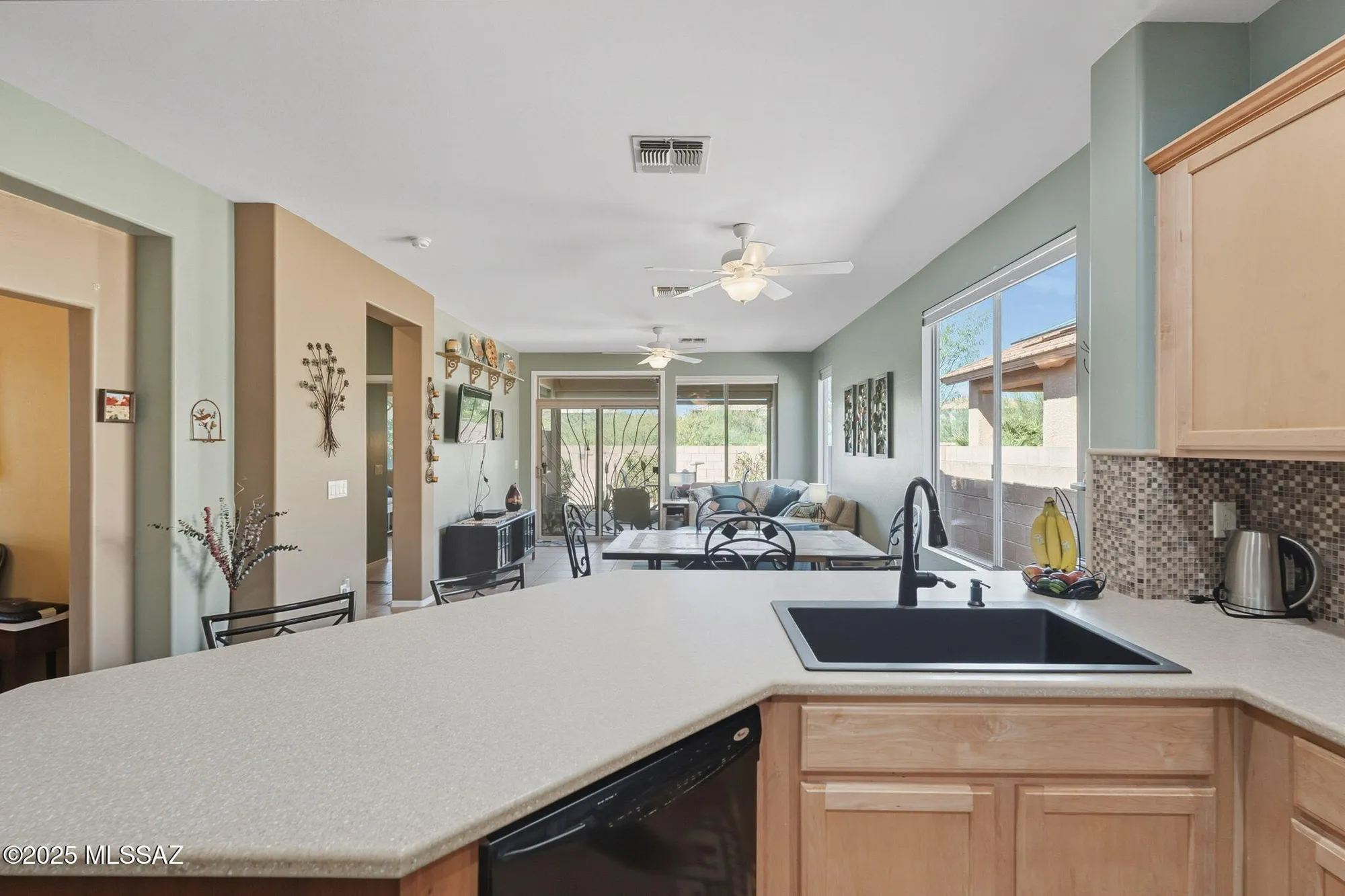 Property Slideshow image 18 of 40 | 897 n delacroix dr, Green Valley, AZ, 85614