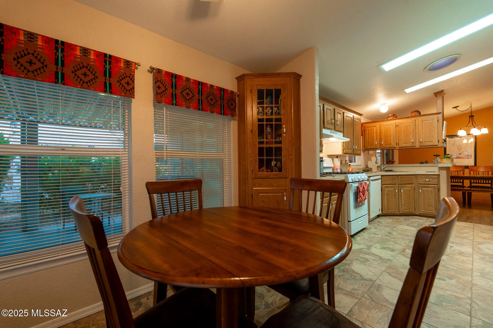 Property Slideshow image 12 of 33 | 269 w rama dr, Green Valley, AZ, 85614