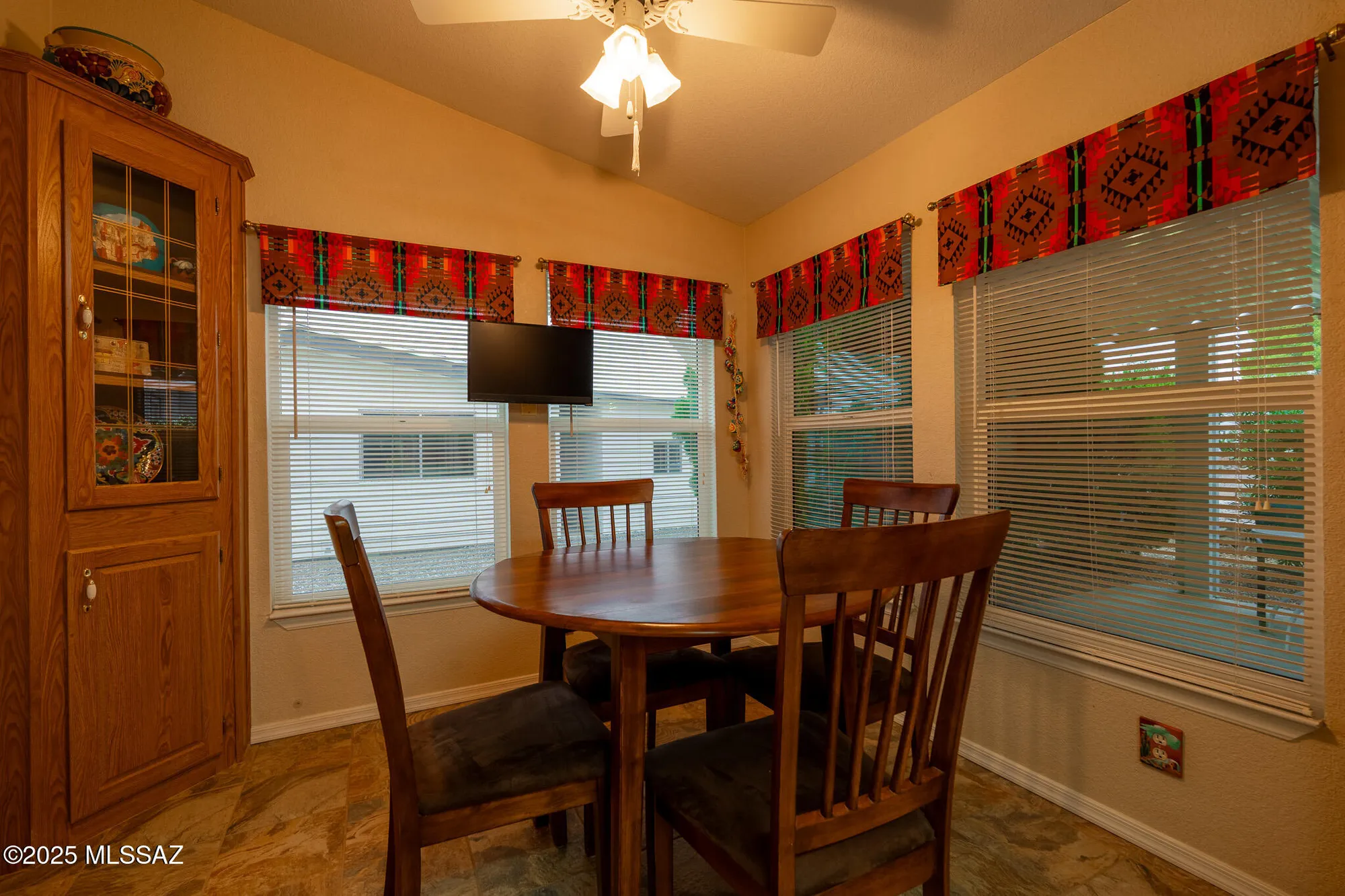 Property Slideshow image 11 of 33 | 269 w rama dr, Green Valley, AZ, 85614