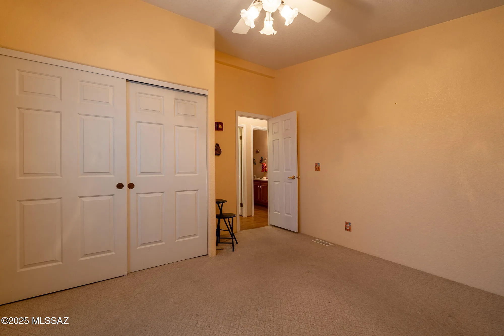 Property Slideshow image 23 of 33 | 269 w rama dr, Green Valley, AZ, 85614