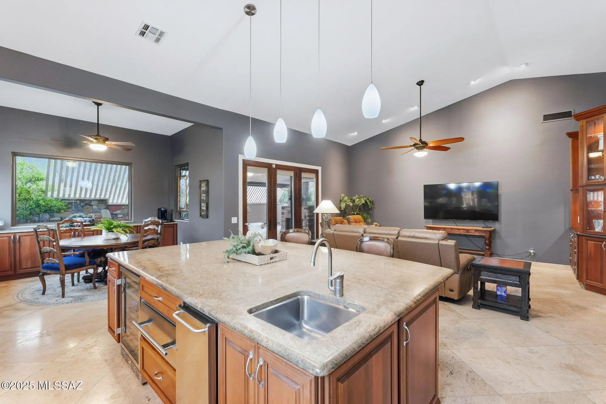 Property Slideshow image 17 of 50 | 38200 s stone ridge ct, Tucson, AZ, 85739