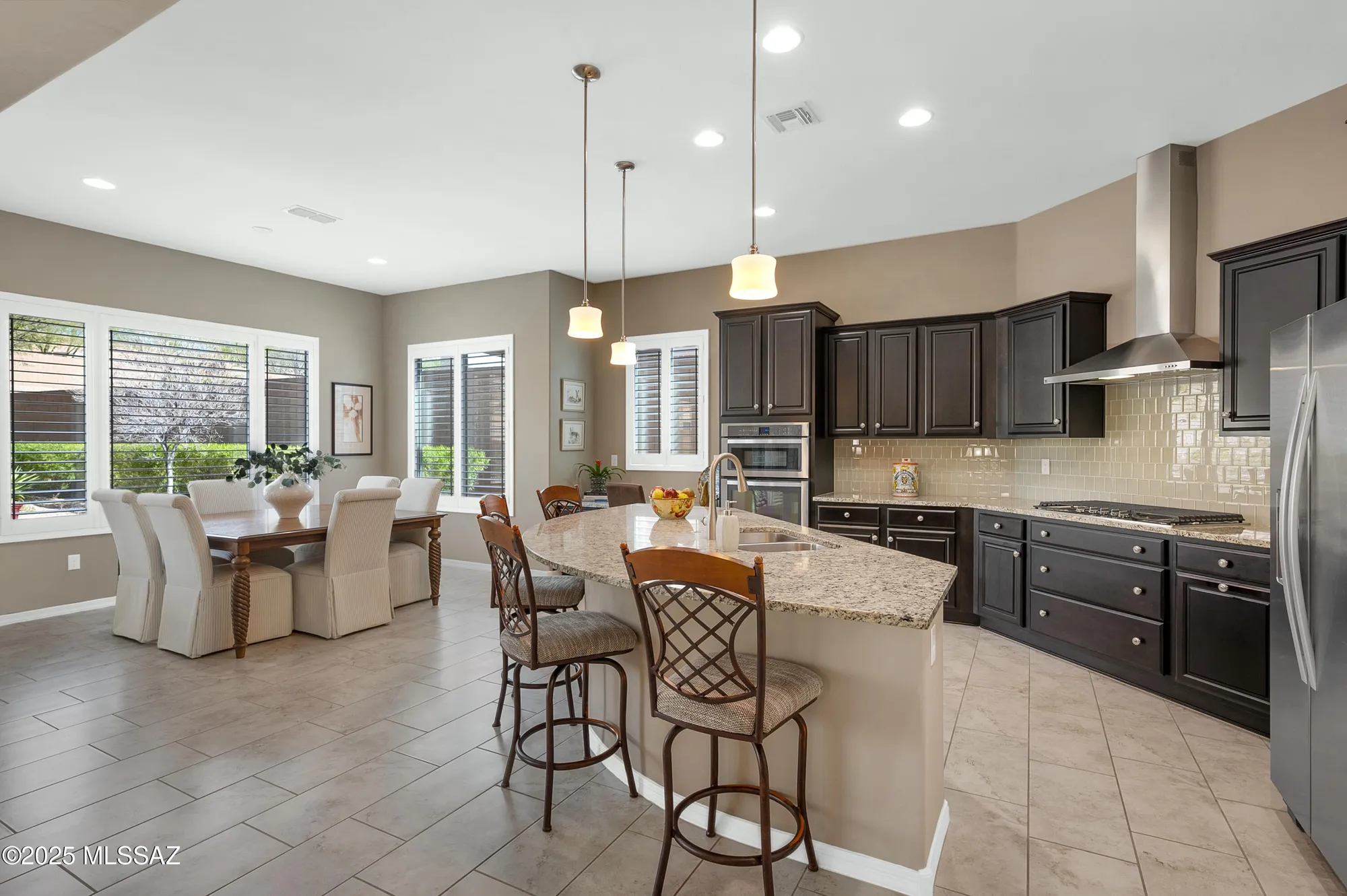 Property Slideshow image 10 of 27 | 14077 n bright angel trl, Marana, AZ, 85658